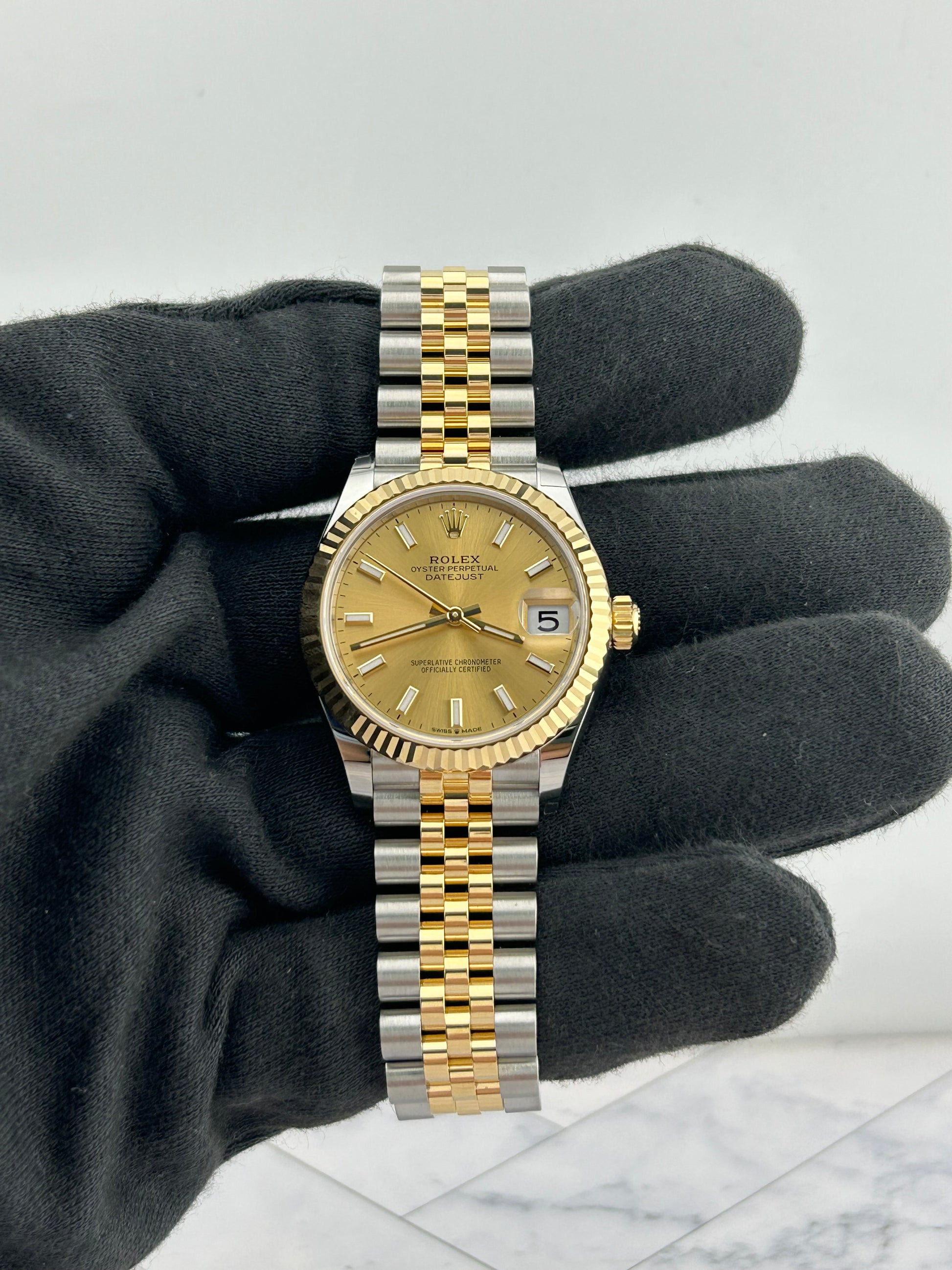 Rolex Datejust 31 Champagne Index Dial on Jubilee D Link Ref. 278273 Card 2026 — view 2