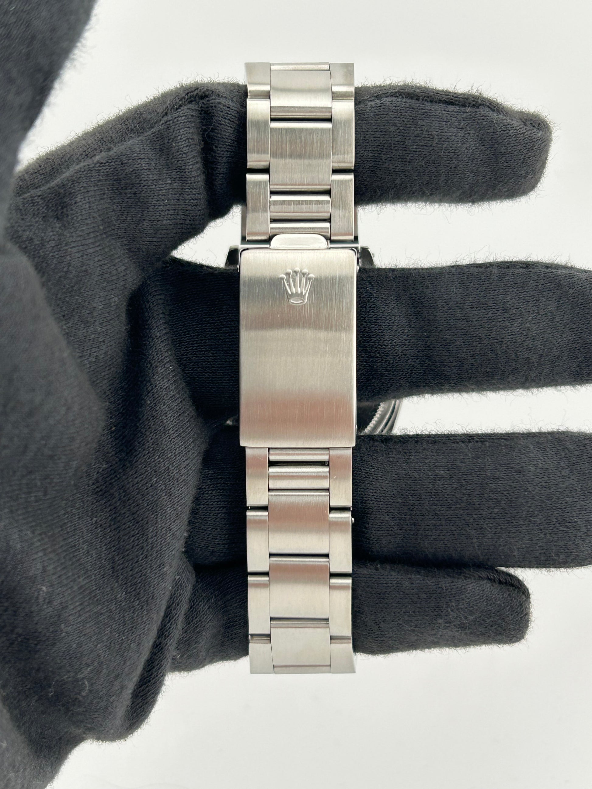 Rolex Datejust 36 Silver Index Dial on Jubilee Ref. 1601 — view 3