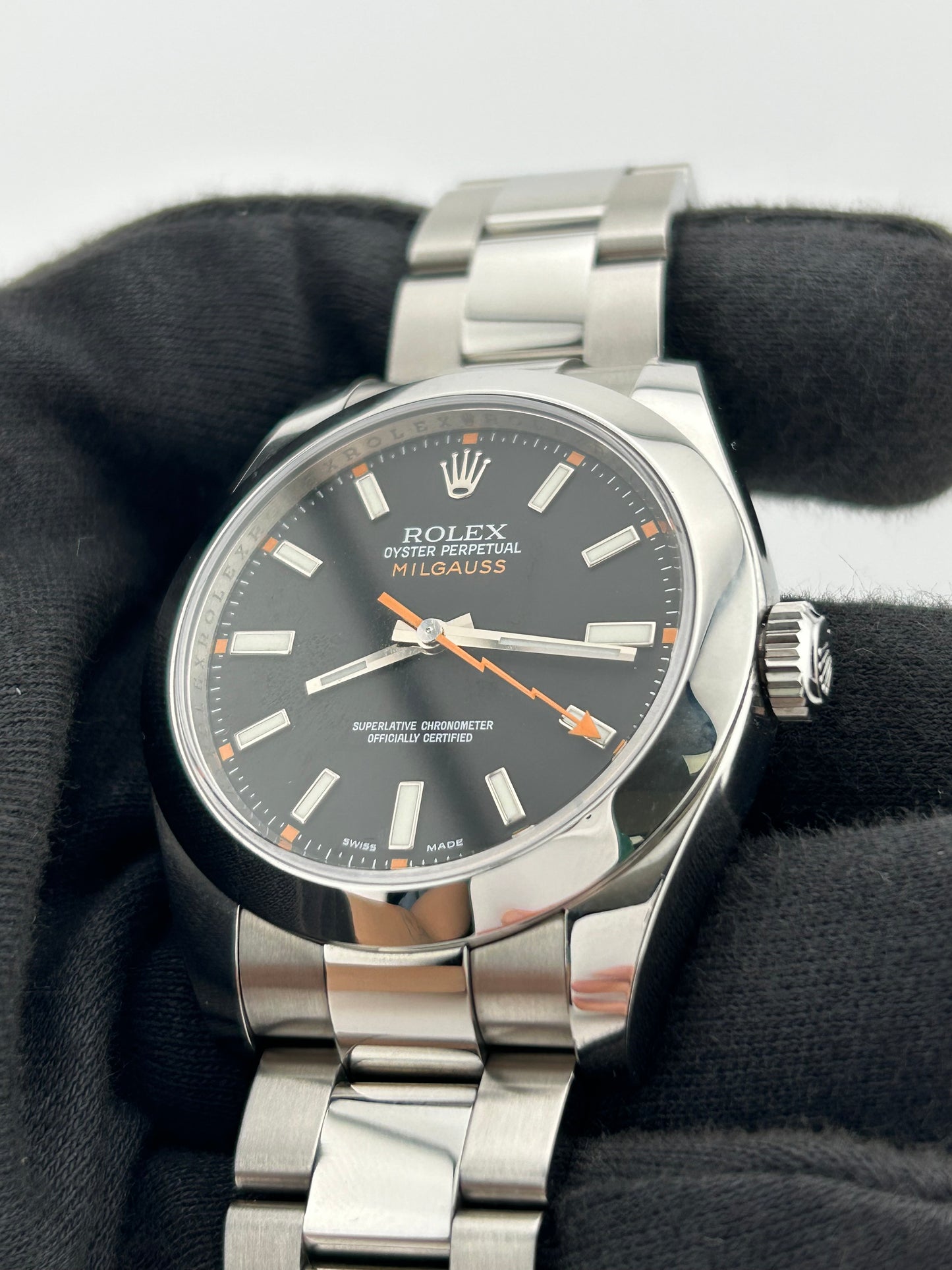 Rolex Milgauss Black Index Dial on Oyster Steel Bracelet Ref. M116400 Card 2022 — view 2