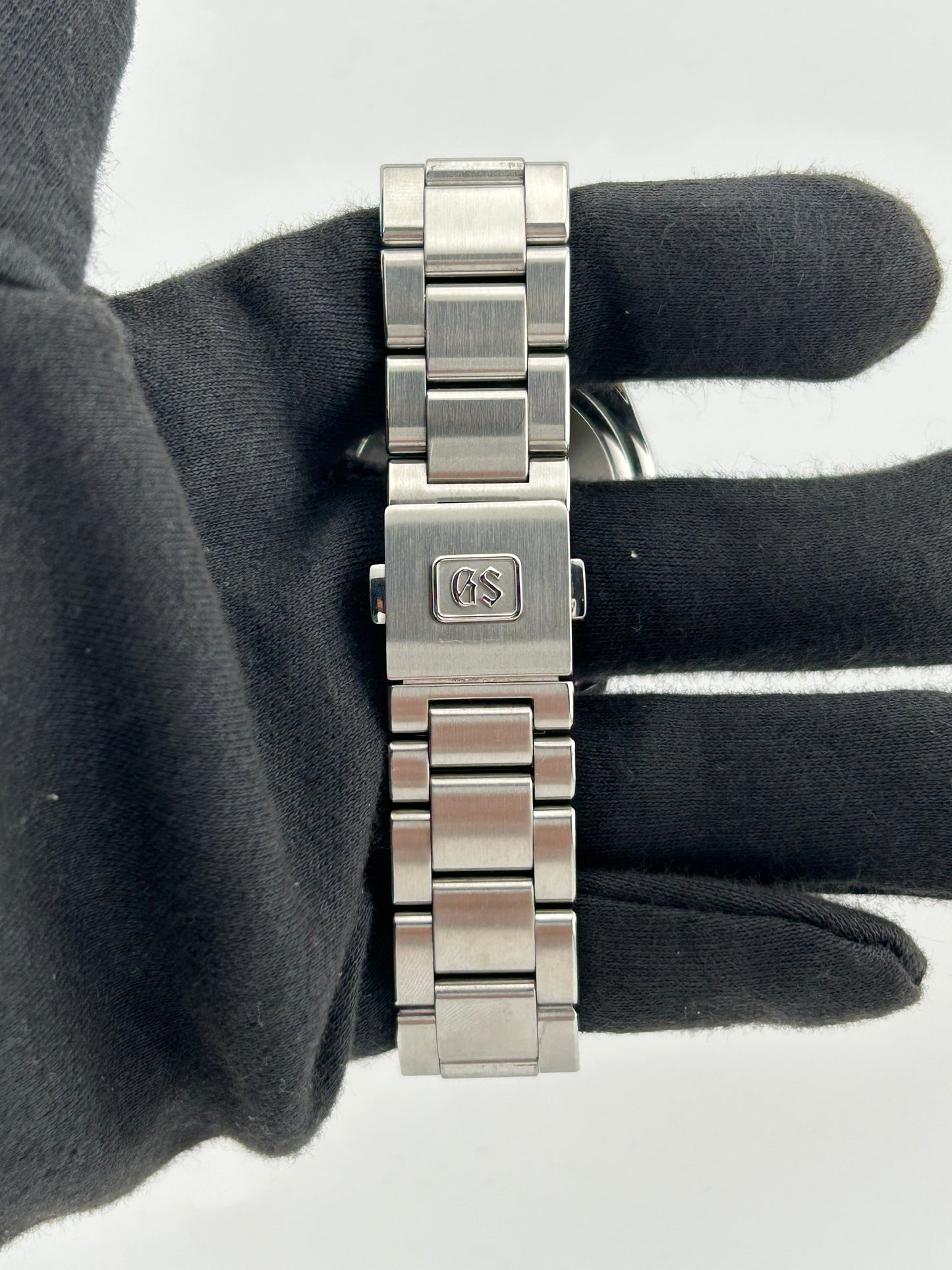 Grand Seiko Heritage Blue Index Dial on Stainless Steel Bracelet Ref. SBGV025 — view 4