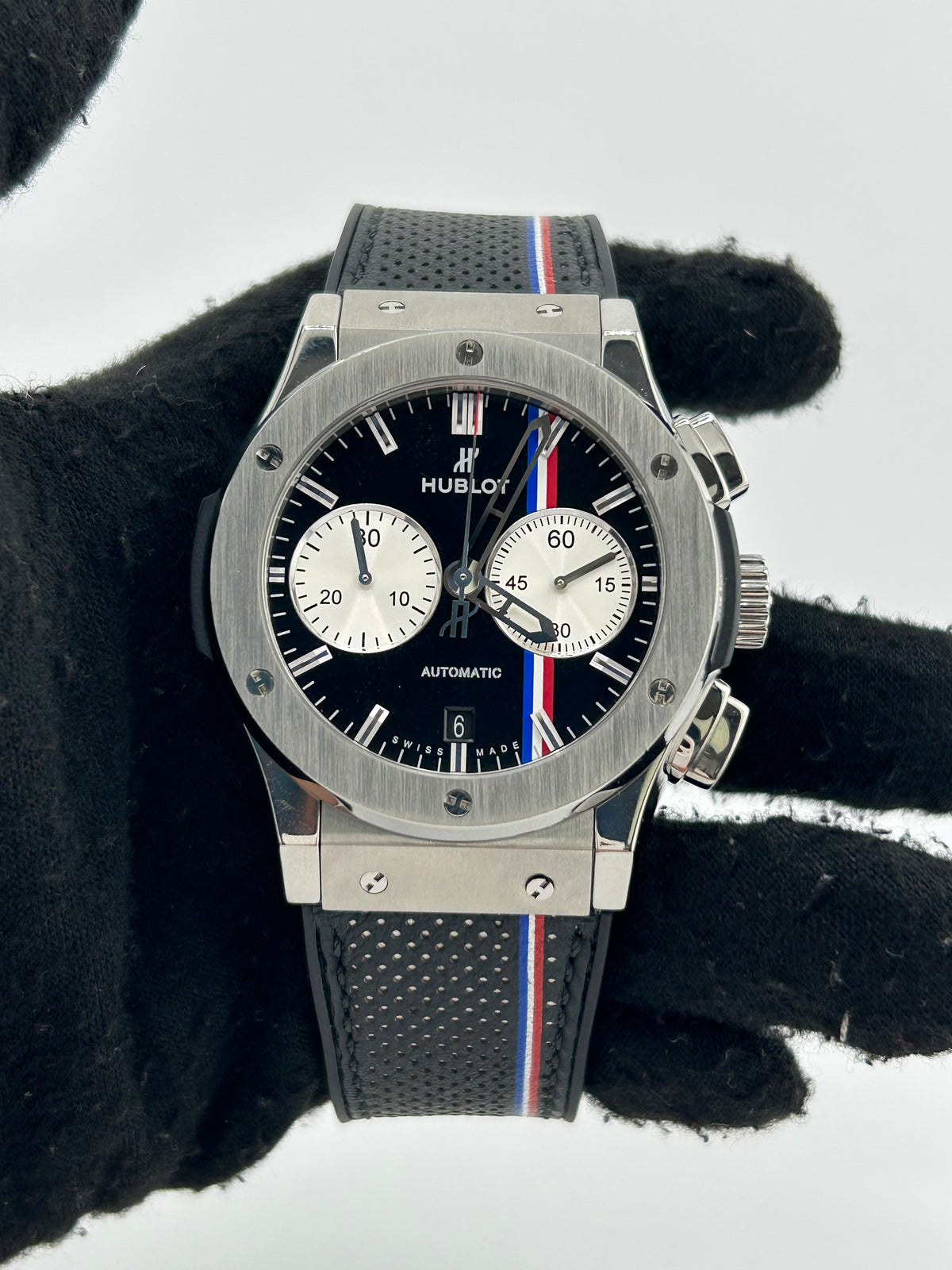 Hublot Classic Fusion Black Dial on Rubber Fold Clasp Ref. 521.NX.1472.VR.TRA14 Complete 2014