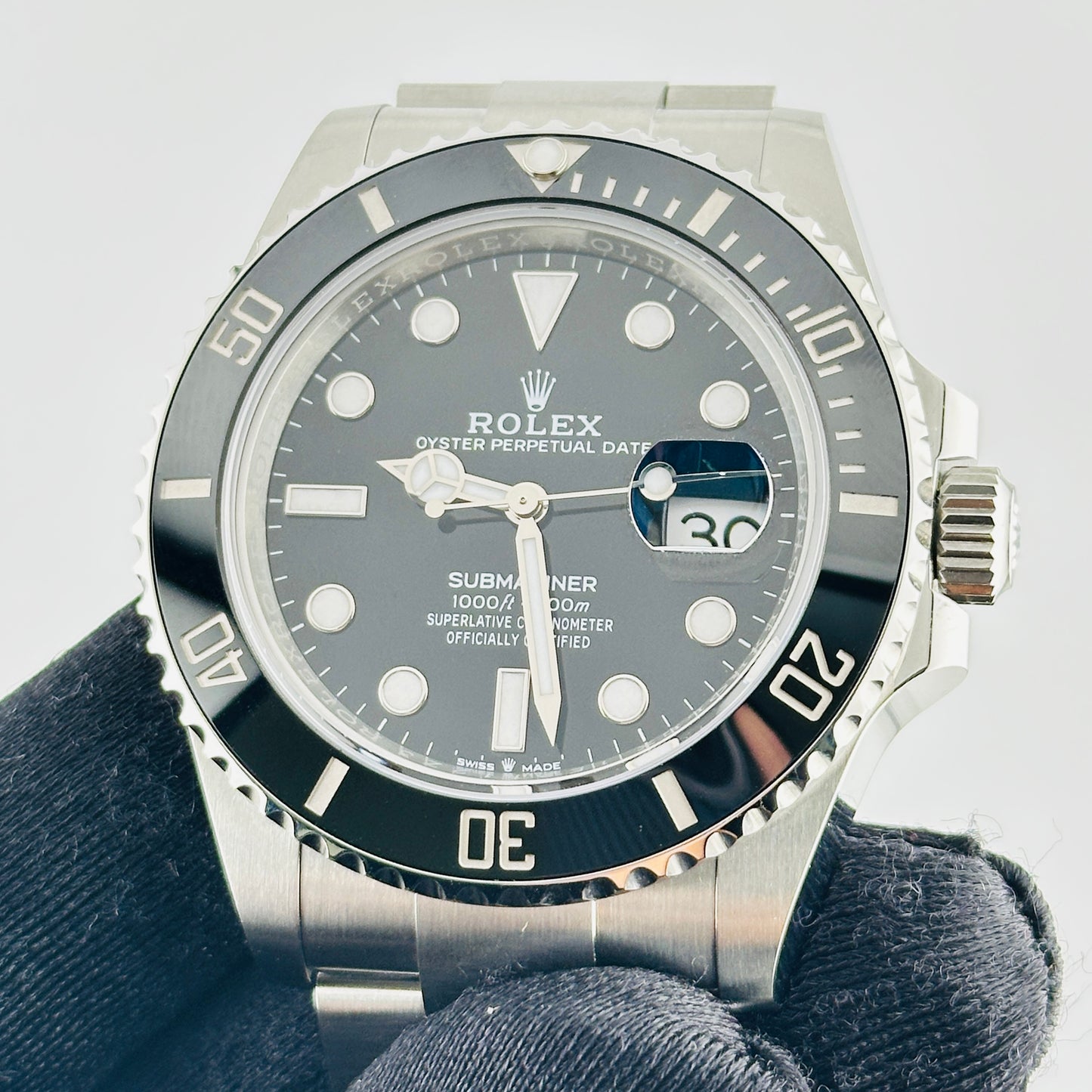 Rolex Submariner Black Dial on Oyster Bracelet Ref. 126610LN Card 2025 — view 3