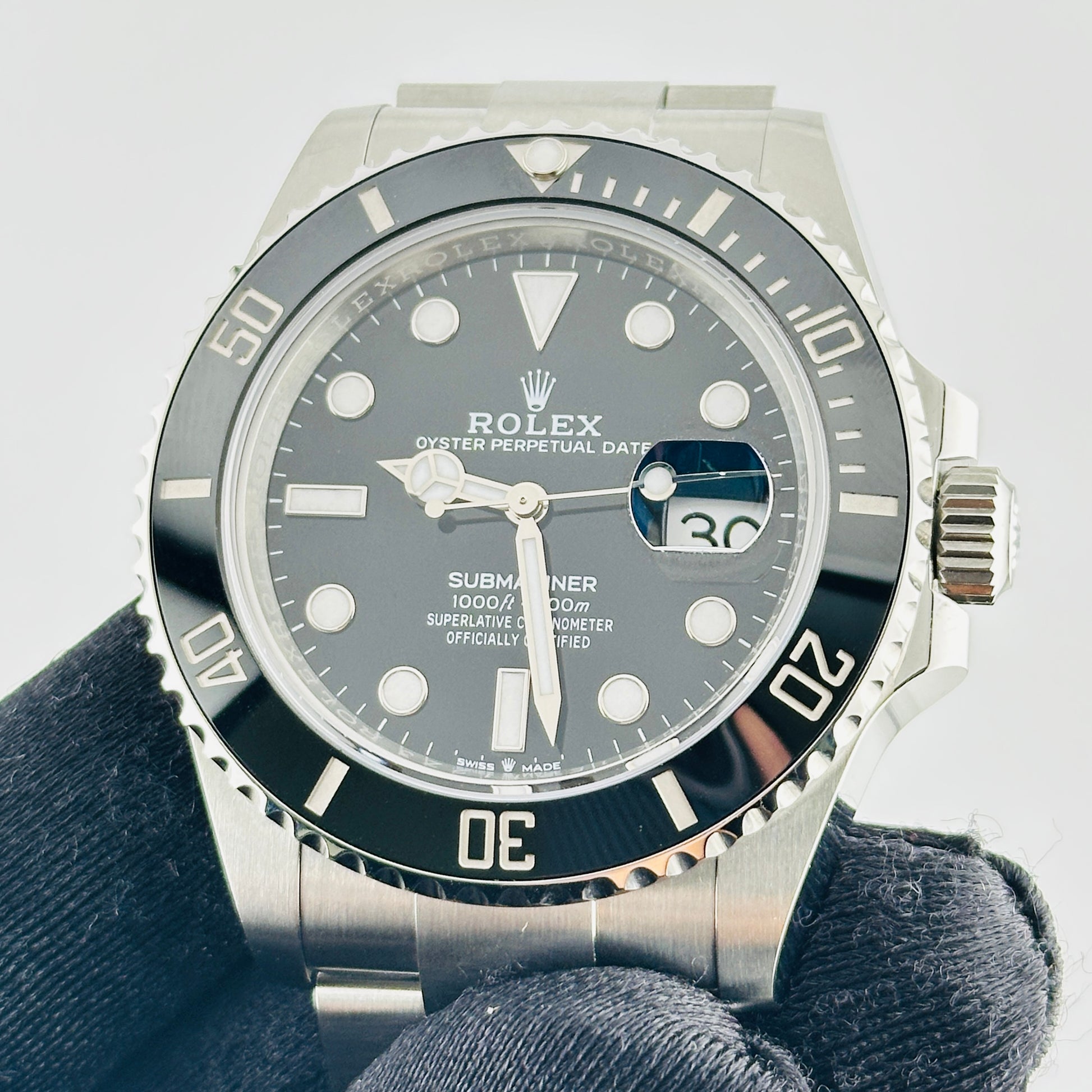 Rolex Submariner Black Dial on Oyster Bracelet Ref. 126610LN Card 2025 — view 3