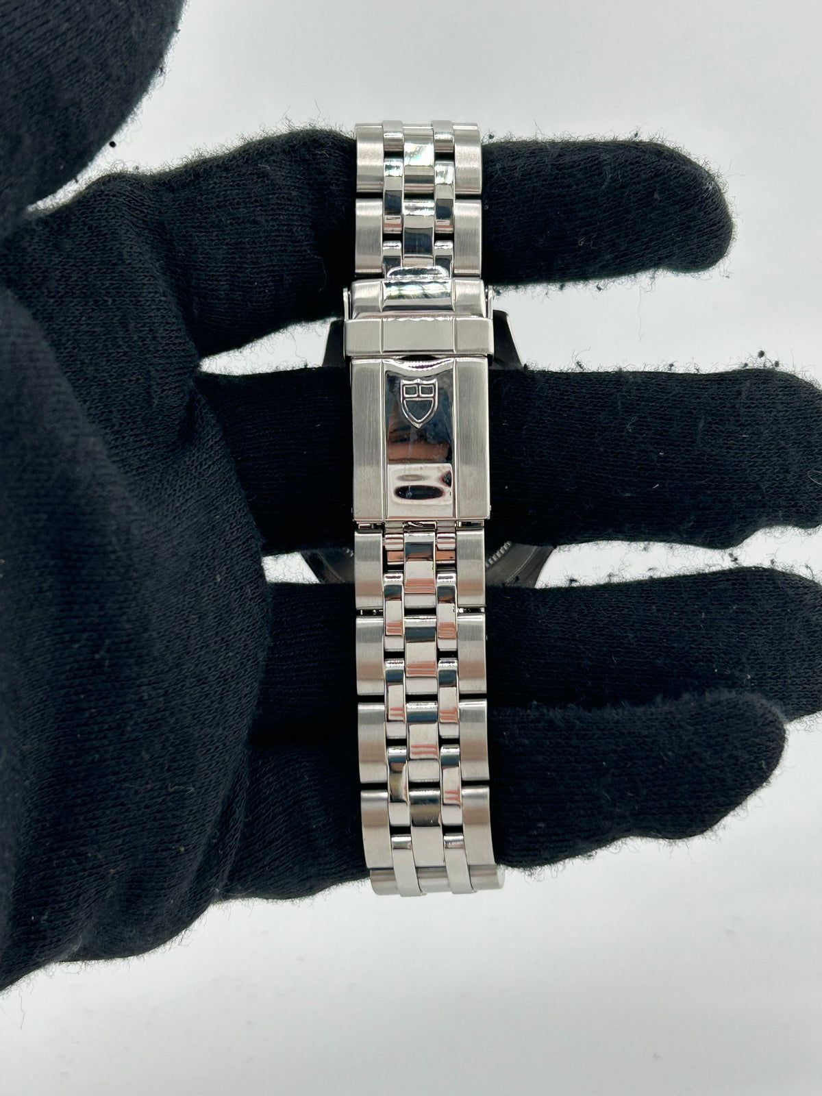 Tudor Prince Date Hydronaut Black Dial on Stainless Steel Bracelet Ref. 85190 — view 4