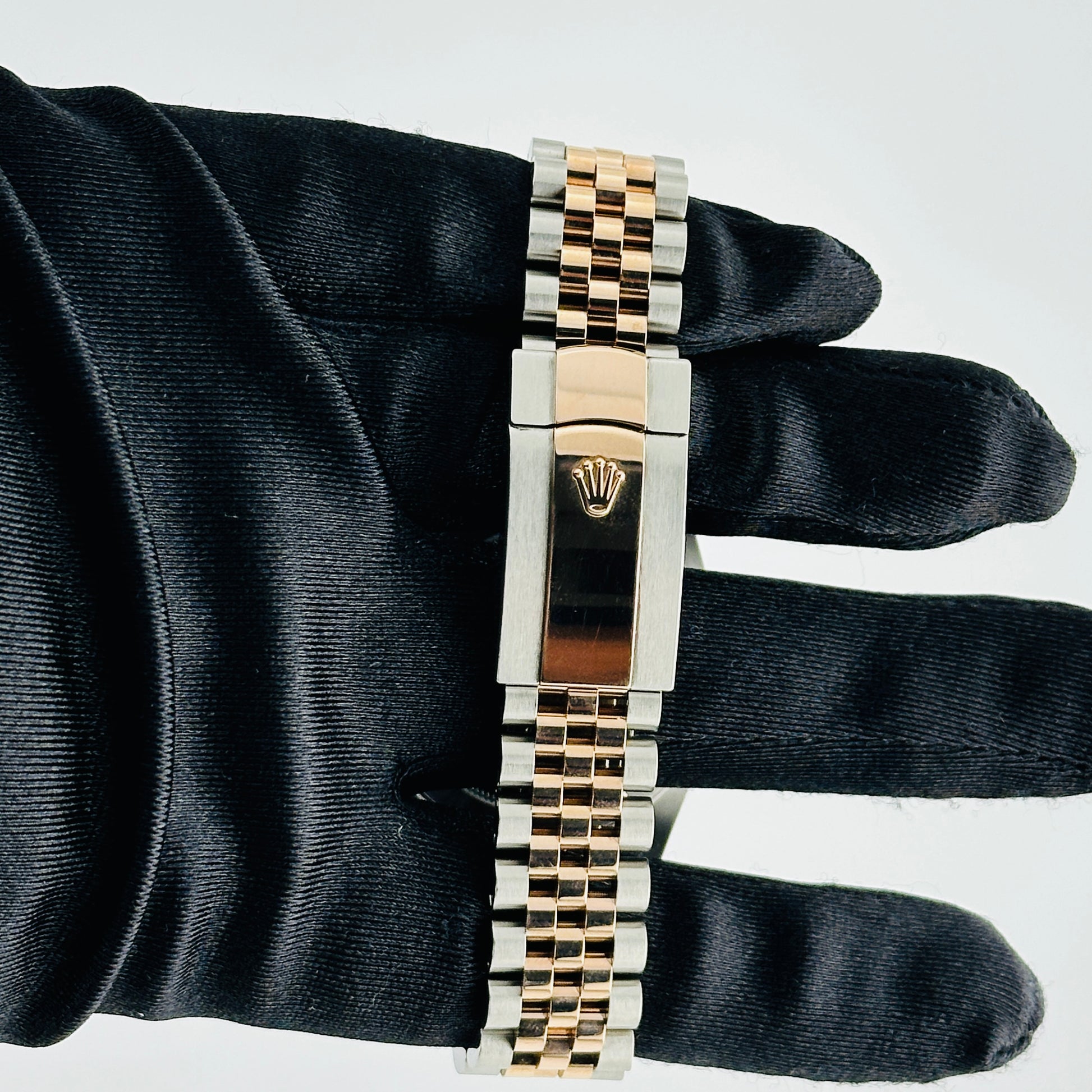 Rolex Datejust 41 Sundust Index Dial on Jubilee Ref. 126331 Card 2019 — view 4