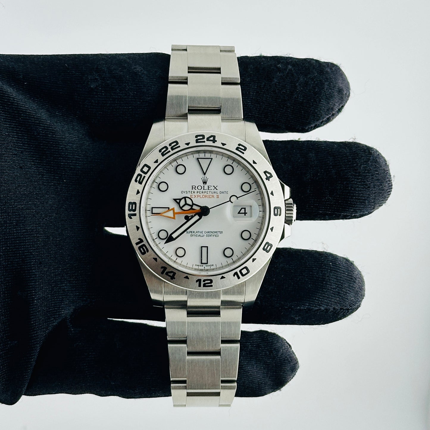 Rolex Explorer II White Dial on Oyster Ref. 216570 Card 2015 — view 2