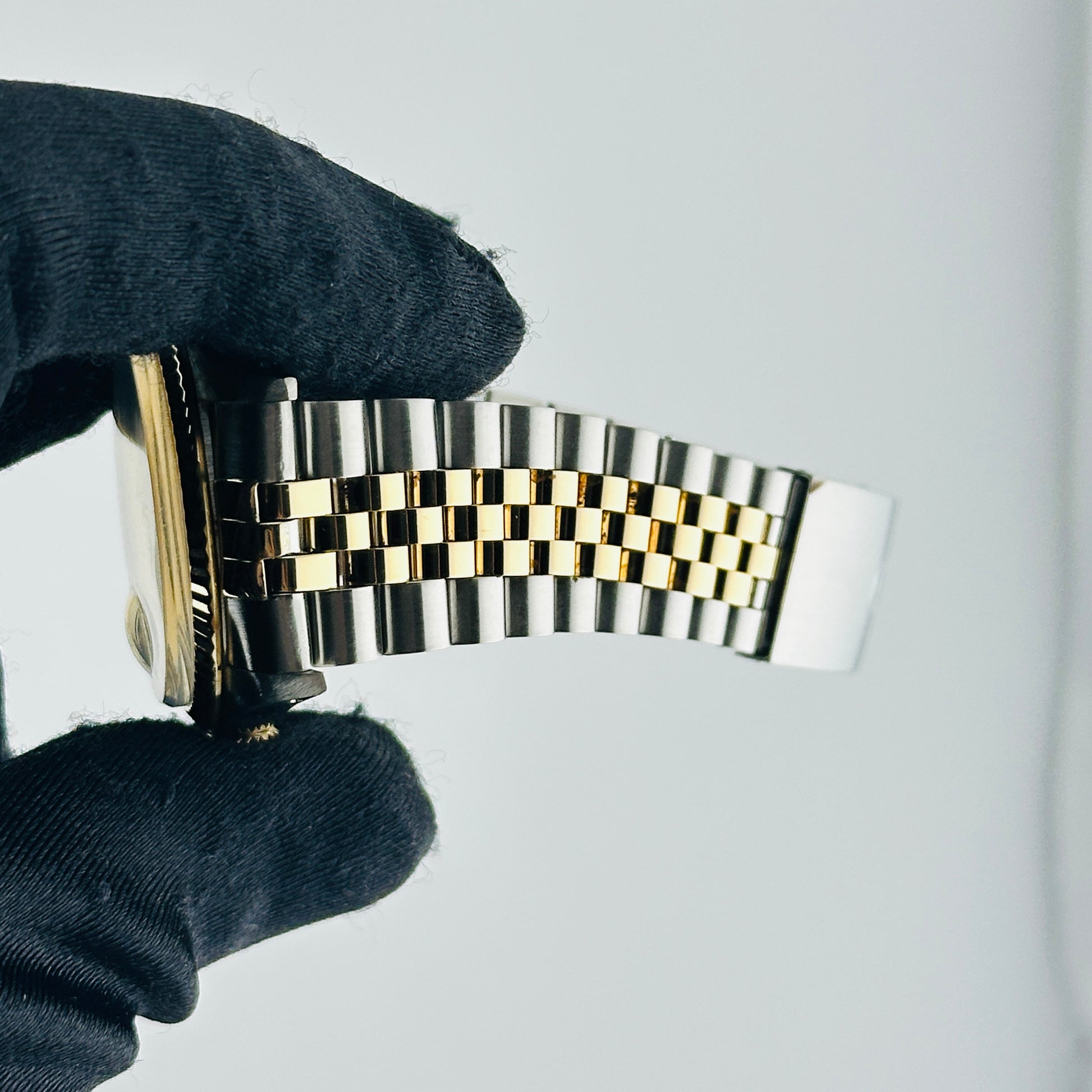 Rolex Datejust Champagne Stick Dial on D Link Jubilee Bracelet Ref. 16013 1987 — view 5