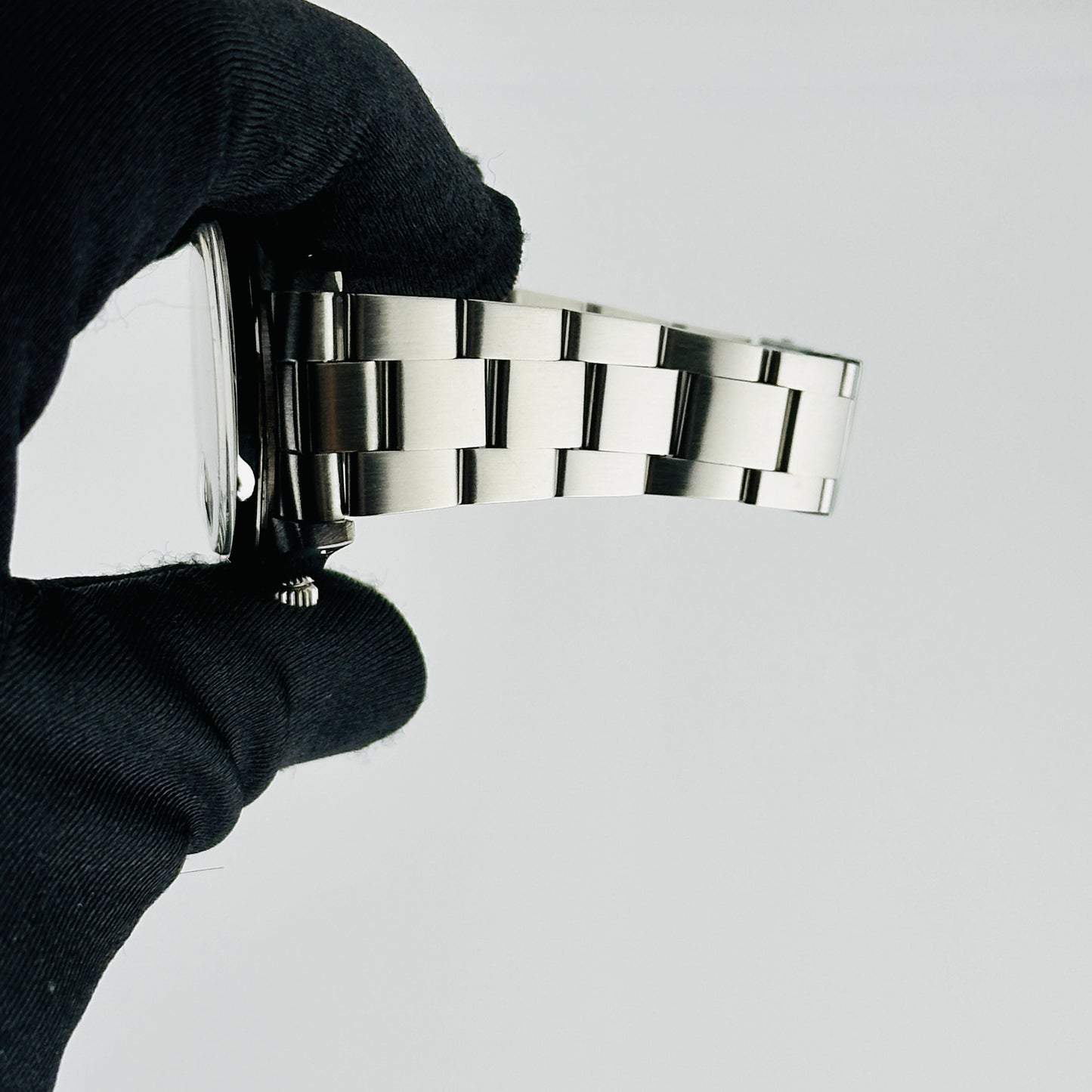 Rolex Oysterdate Precision Blue Refinished Dial Dial on Oyster Bracelet Ref. 6694 1969 — view 3