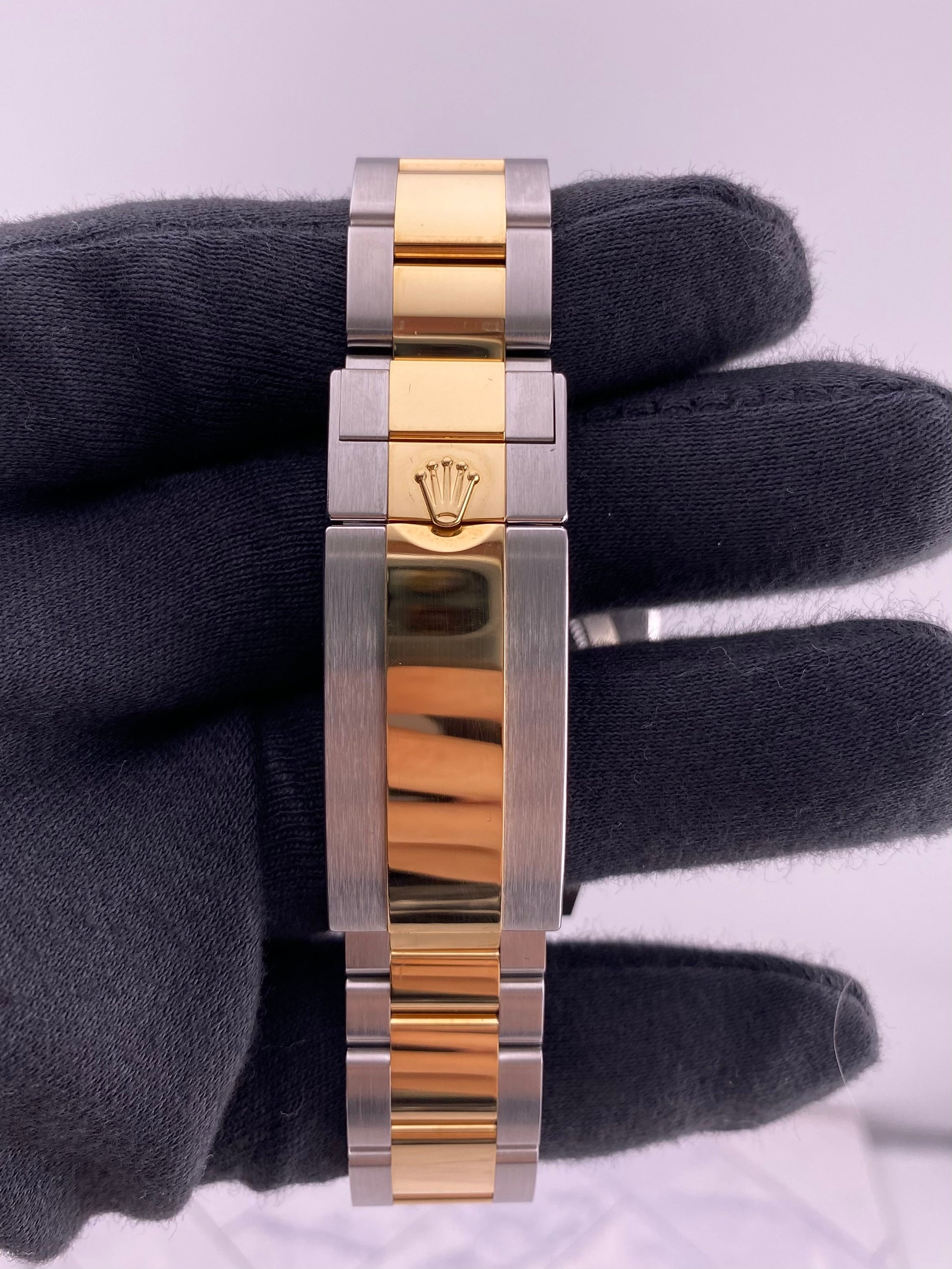 Rolex Submariner Black Dial on Oyster Bracelet Ref. 126613LN Card 2024 — view 4