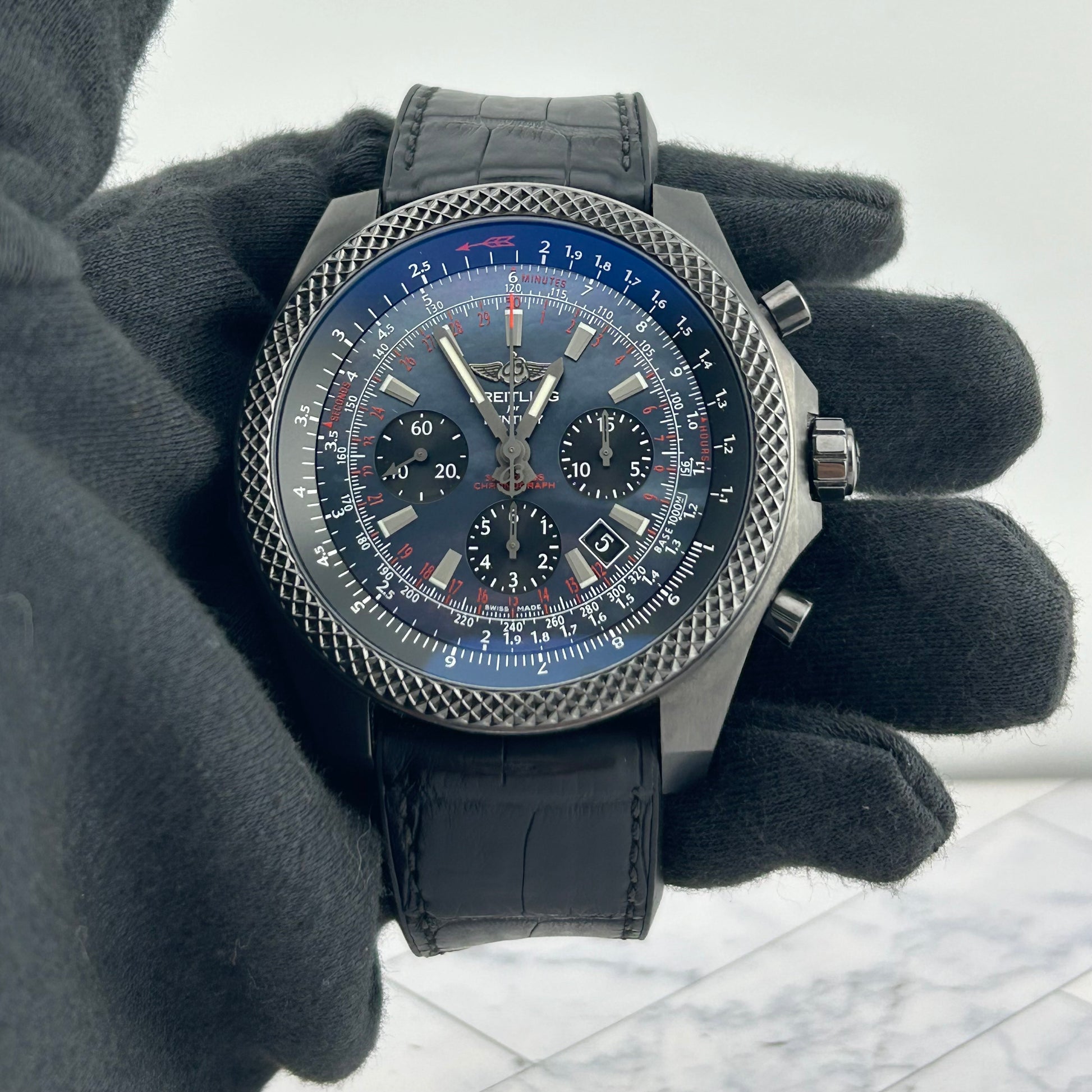 Breitling Bentley B06 Black Mop Dial on Rubber Strap Ref. MB061113/BE60 Card 2016 — view 2