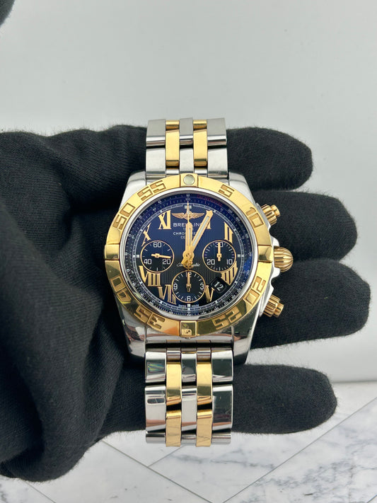 Breitling Chronomat Black Roman Dial on Stainless Steel/Rose Gold Ref. CB0110 Card 2016 — view 2