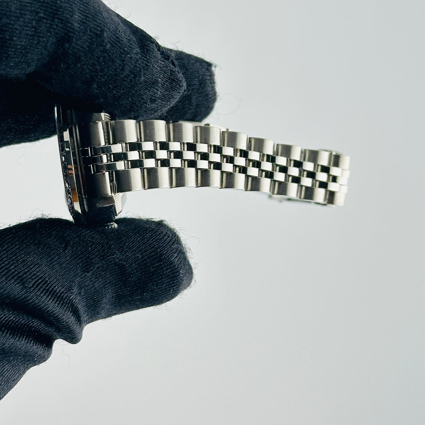 Rolex Datejust Lady Am Pink Mop Diamond Dial on D Link Jubilee Bracelet Ref. 69174 Papers Open Date — view 4