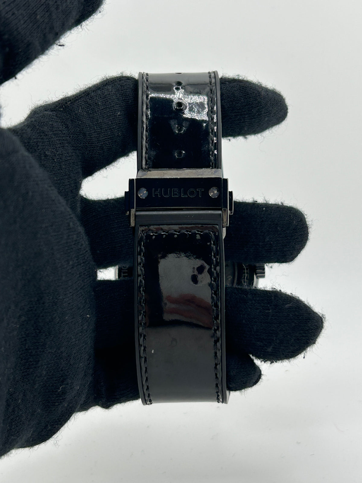 Hublot Classic Fusion Clasico Ultra Thin Black Dial on Black Rubber Band Ref. 515.CS.1270.VR — view 4