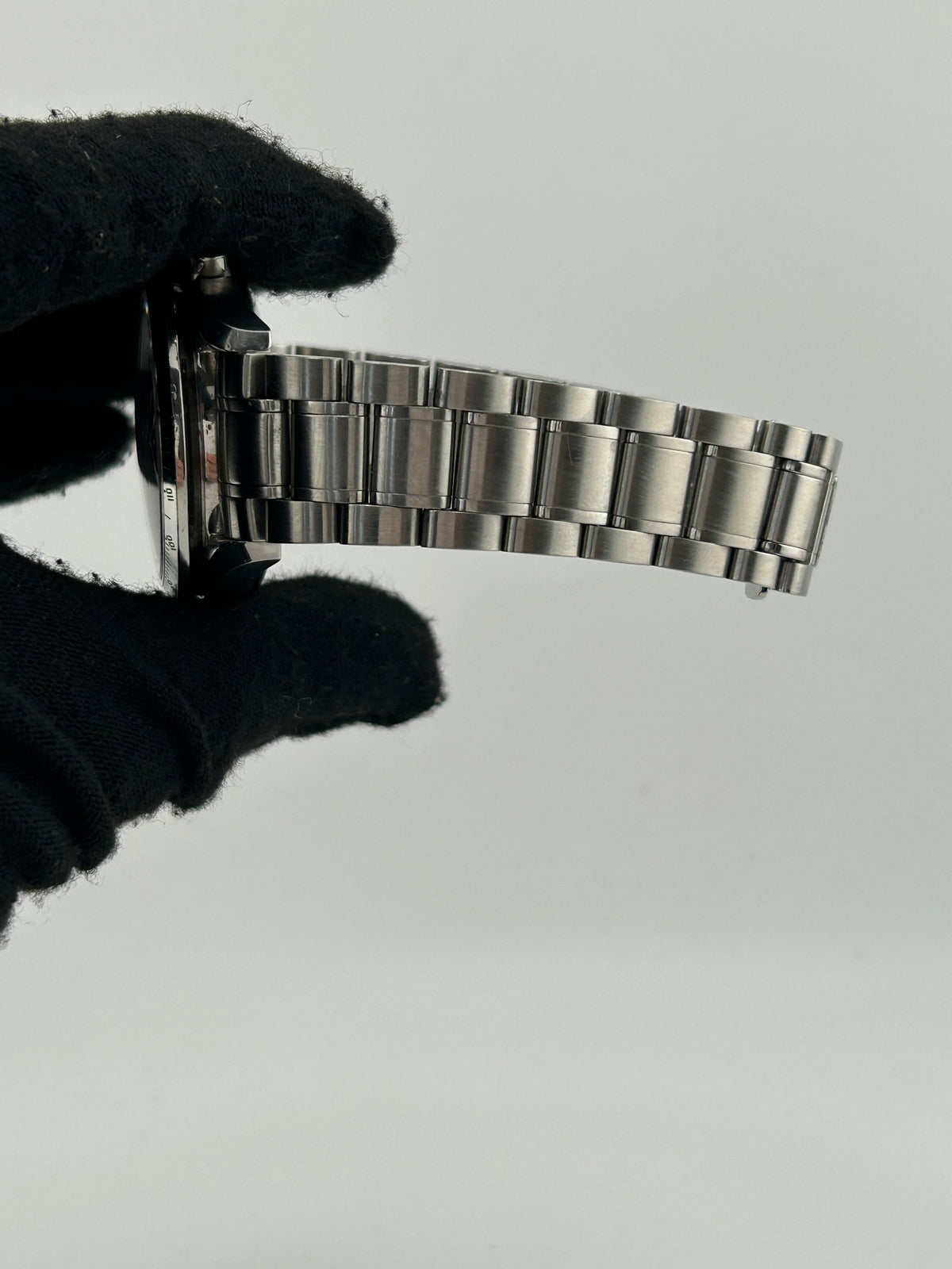Omega Speedmaster Black Dial on Stainless Steel Bracelet Ref. 3513.50.00 — view 5