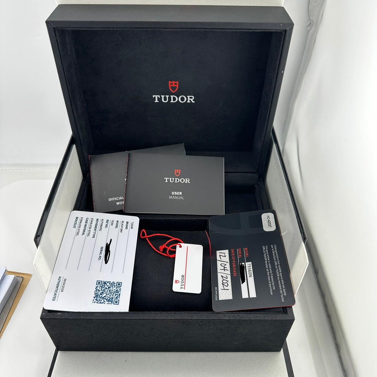 Tudor Black Bay Chrono Opaline Panda Dial Dial on Stainless Steel Bracelet Ref. M79360N-0002 Complete 2021 — view 7