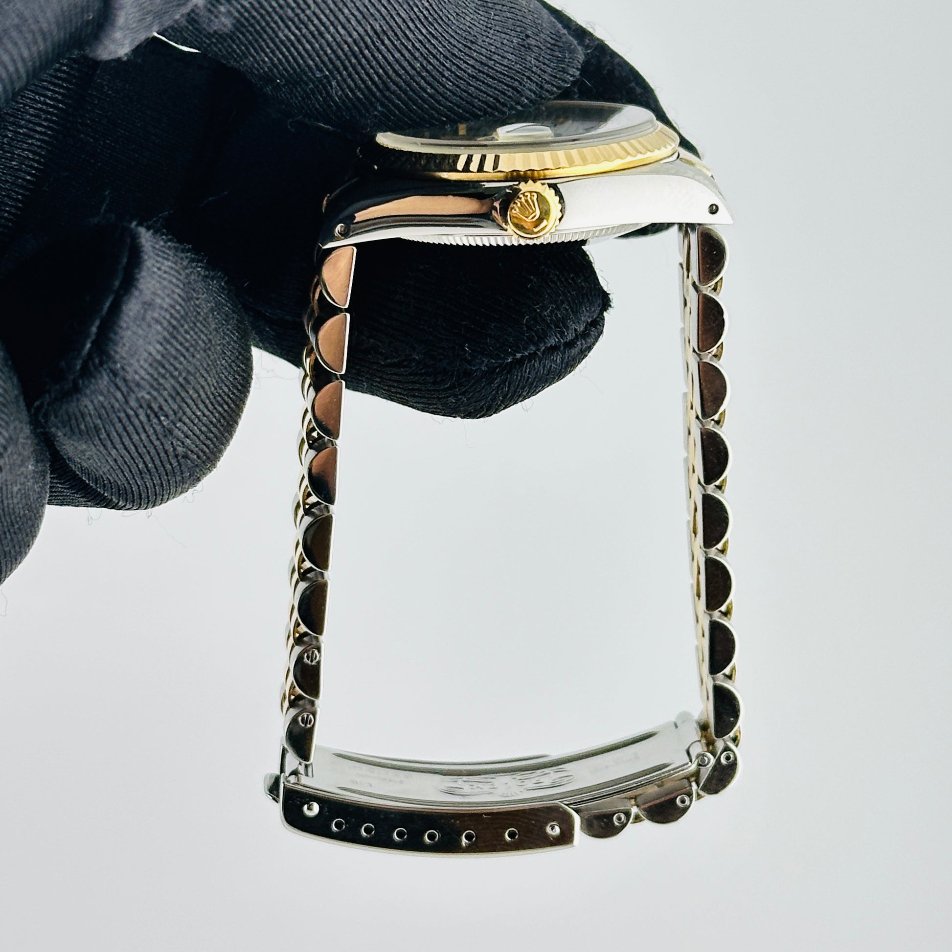 Rolex Datejust White Roman Dial on D Link Jubilee Bracelet Ref. 68273 1988 — view 6