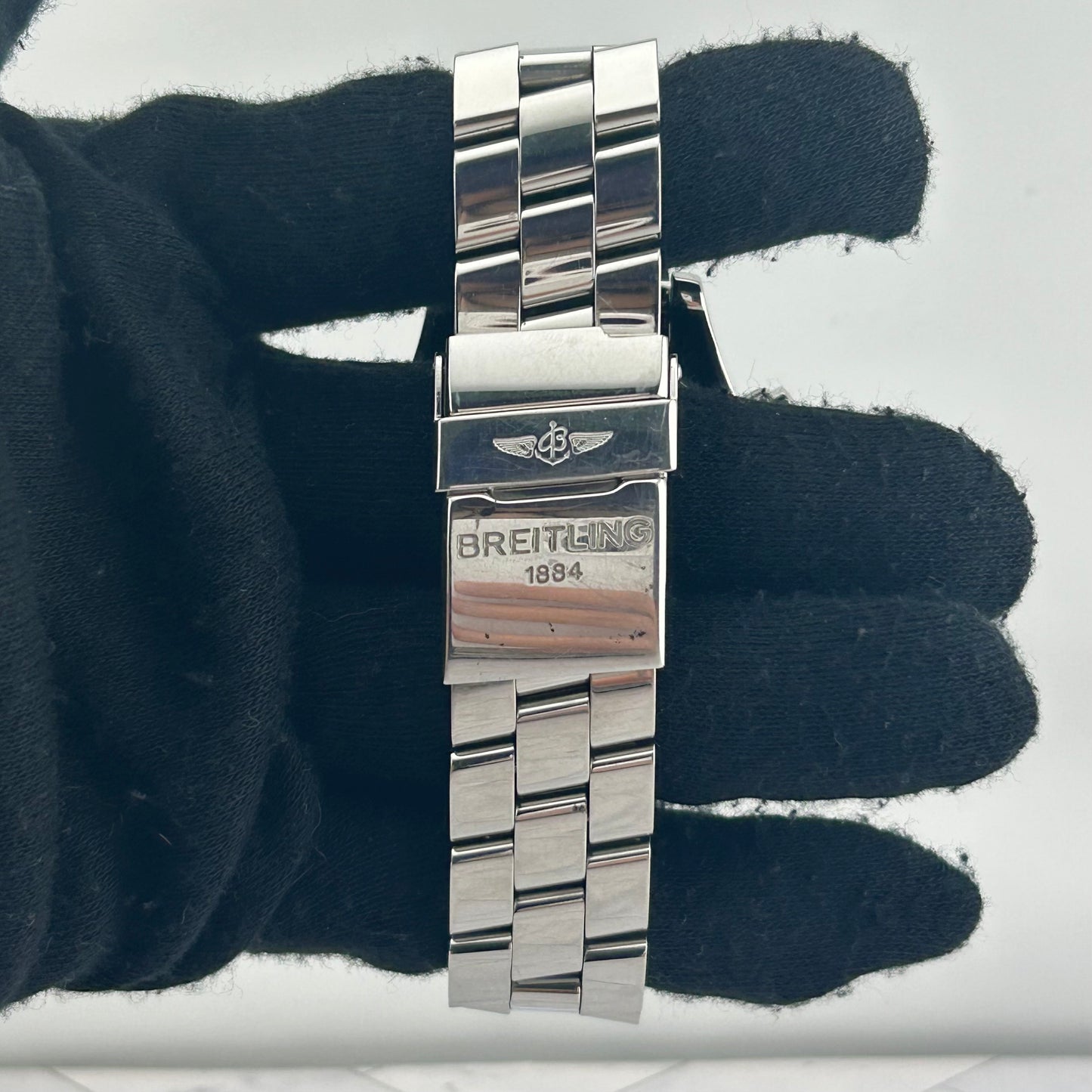 Breitling Superocean Blue / Luminous Hands Dial on Stainless Steel Bracelet Ref. A13340/A111C16PRS Complete 2006 — view 4