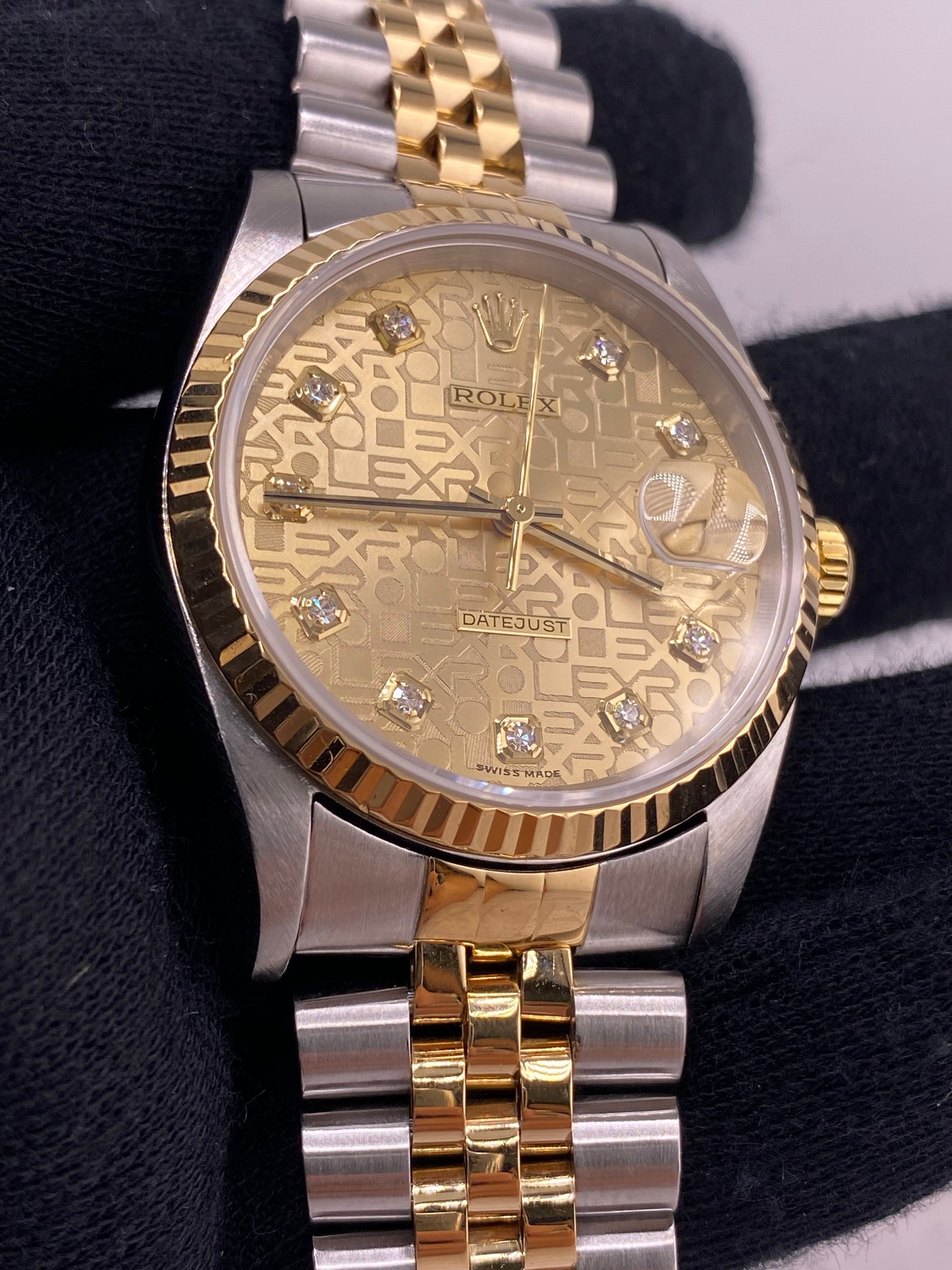 Rolex Datejust Champagne Anniversary Diamond Dial Dial on D Link Jubilee Bracelet Ref. 16233G 1991 — view 3