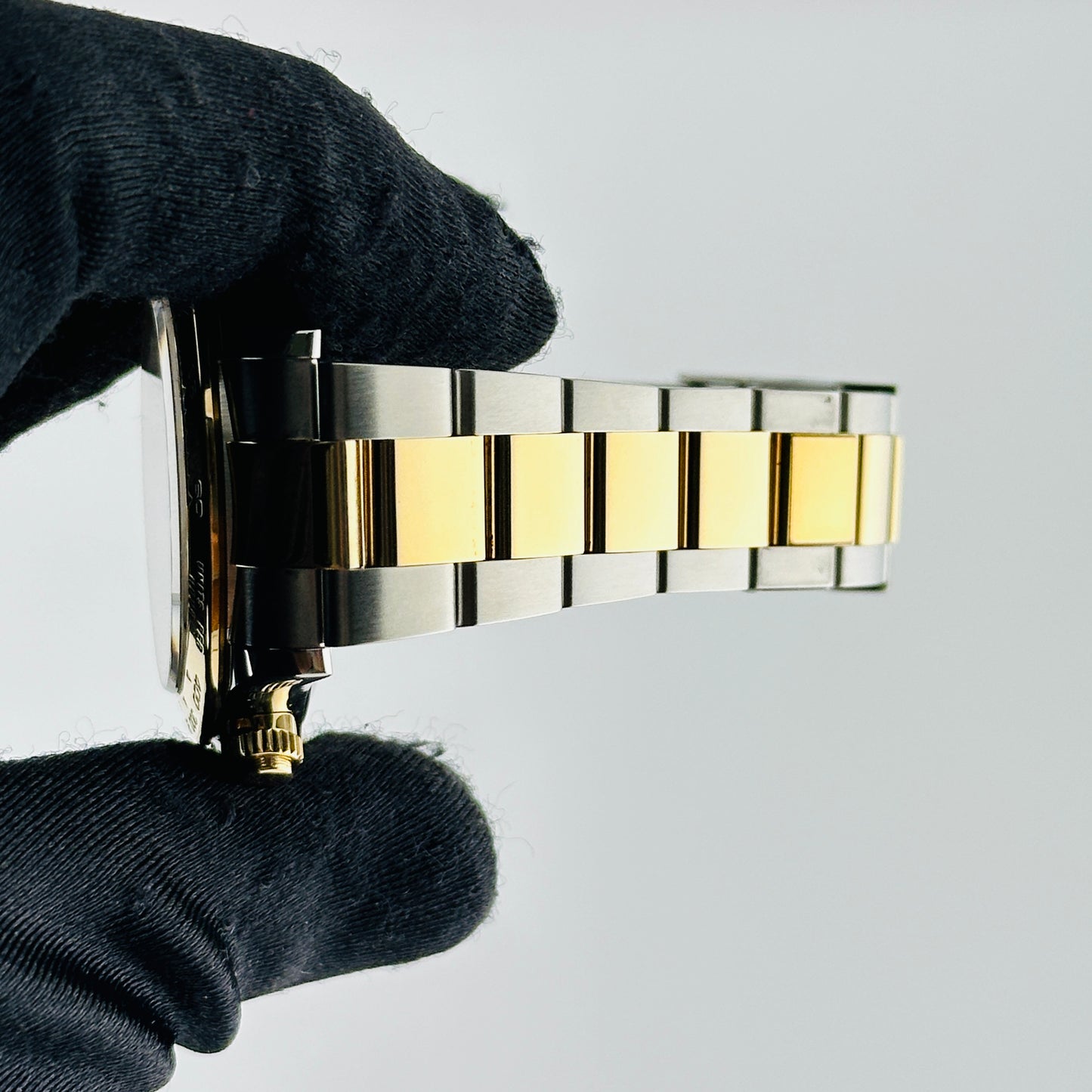 Rolex Daytona Champagne Index Dial on Oyster Bracelet Ref. 116503 2017 — view 5