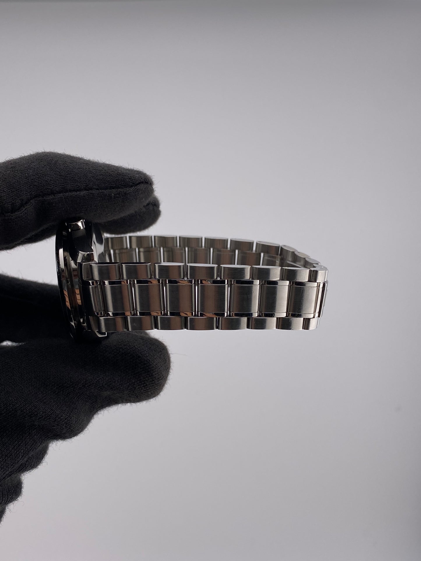 Omega Speedmaster Black Dial on Bracelet Ref. 3513.50.00 — view 5