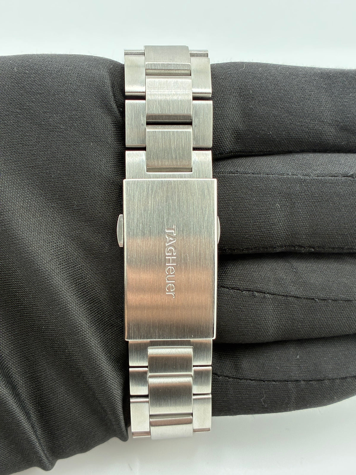 Tag Heuer Aquaracer 300m Black Dial on Silver Ref. WBD1110.BA0928 — view 4