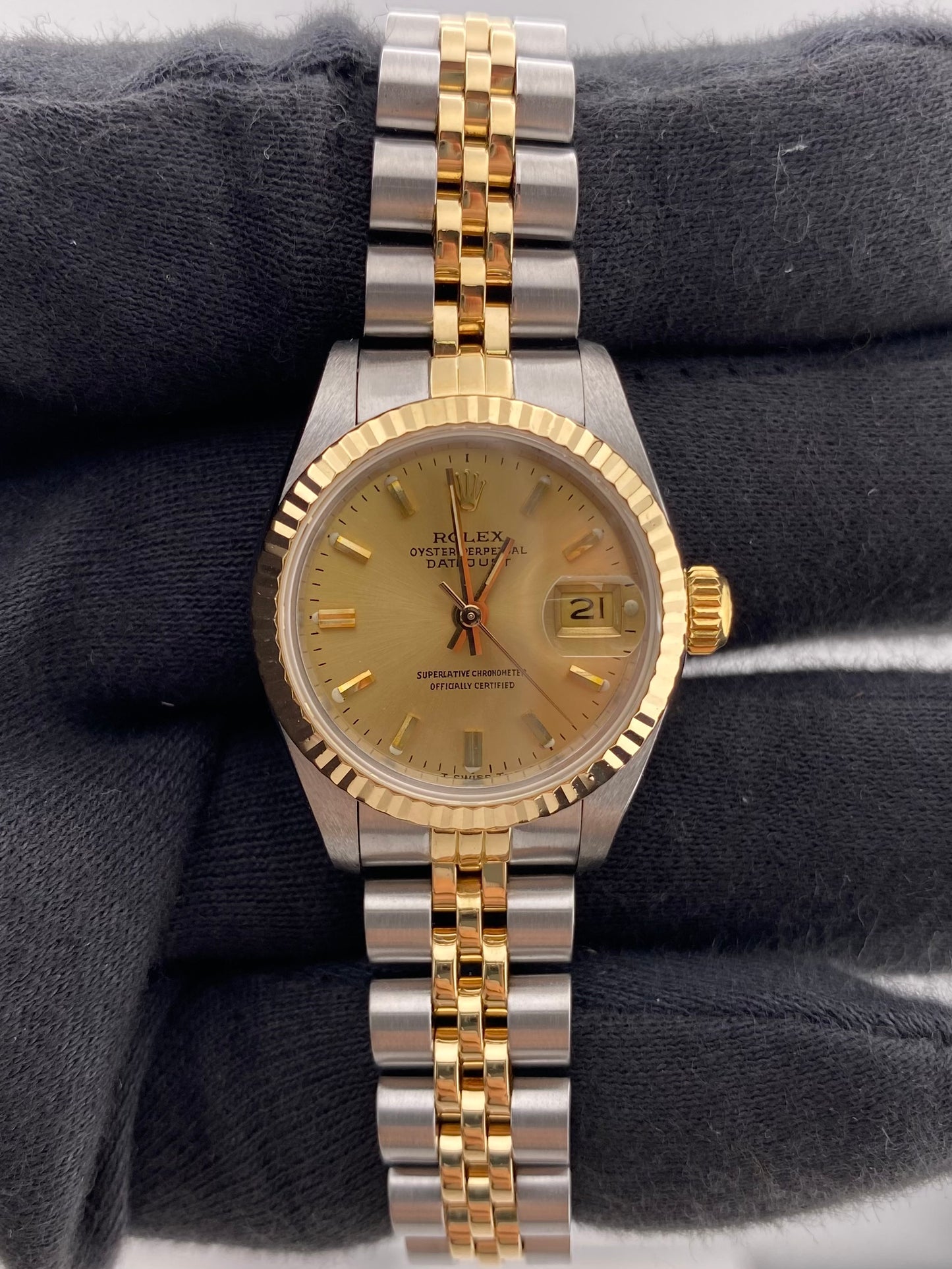 Rolex Datejust Lady Champagne Stick Dial on Jubilee Ref. 69173 Papers 1986 — view 2