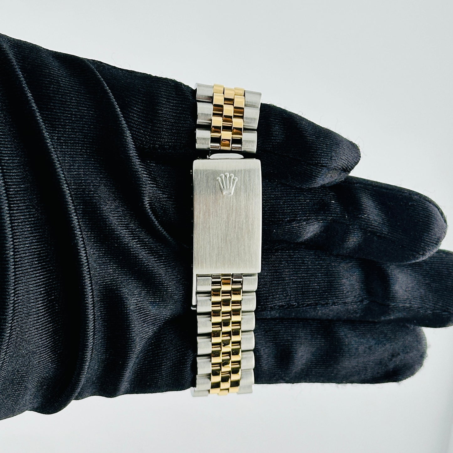 Rolex Datejust Champagne Diamond Factory Dial on D Link Jubilee Bracelet Ref. 16233G 1989 — view 4