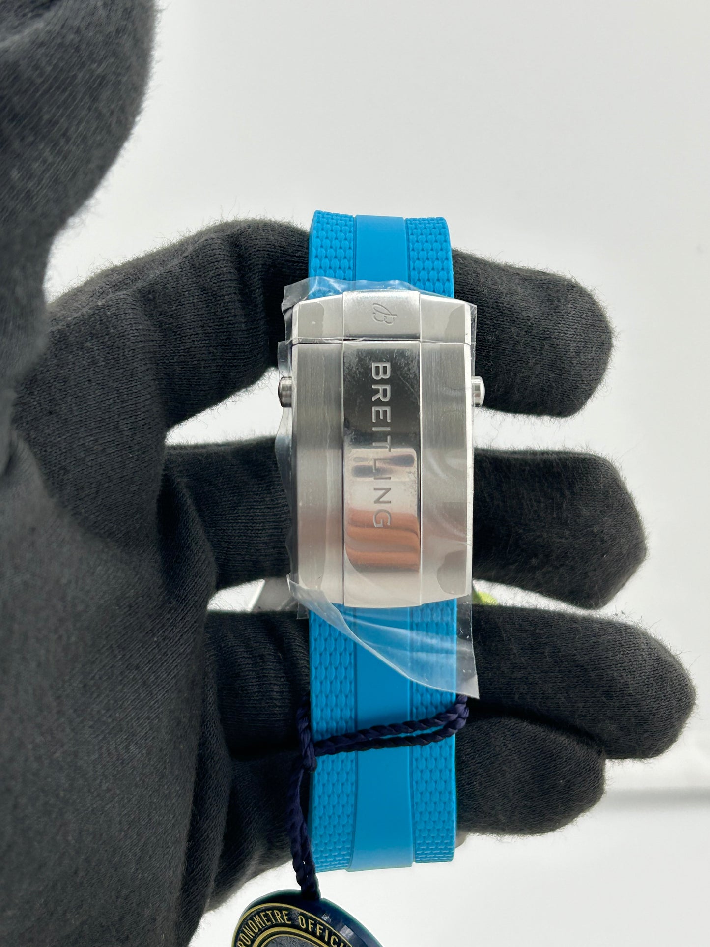 Breitling Superocean Automatic Turquoise Dial on Rubber Strap Ref. A17376211L2S2 Card 2026 — view 4