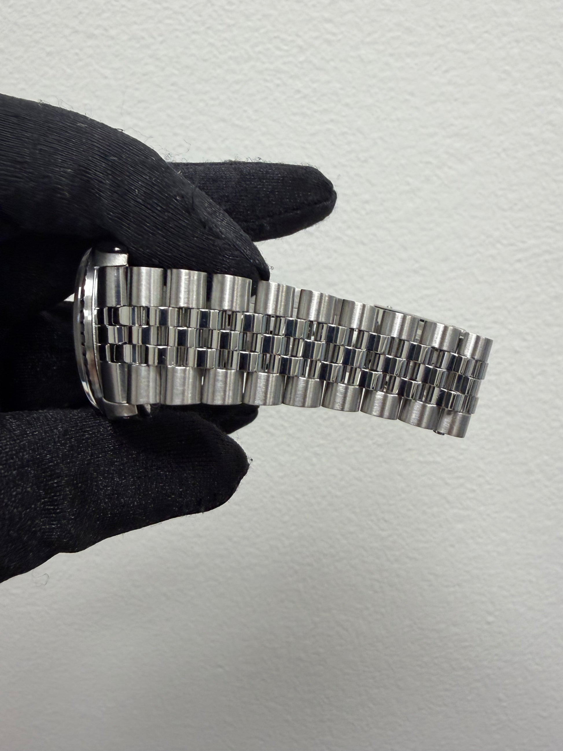 Rolex Datejust Silver Stick Dial on D Link Jubilee Ref. 16220 1989 — view 4