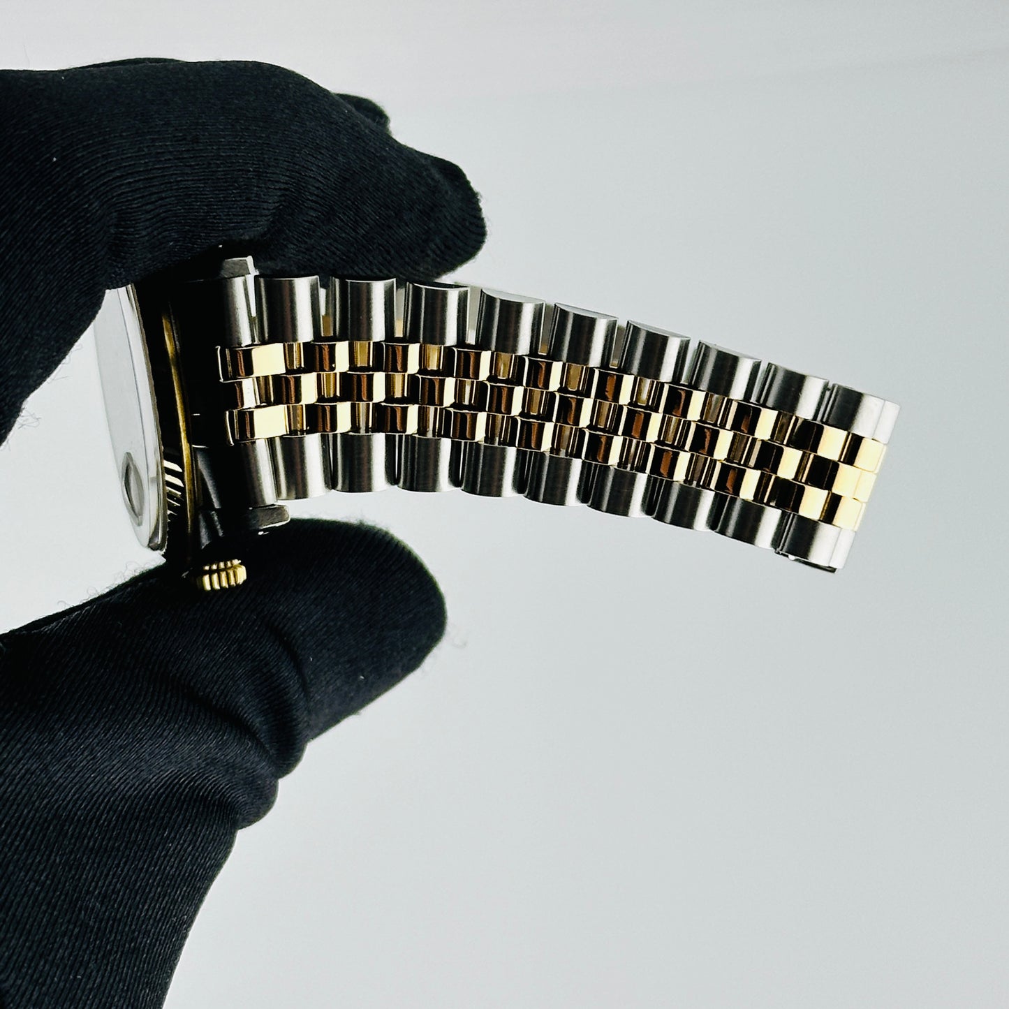 Rolex Datejust Champagne Stick Dial on D Link Jubilee Ref. 16233 Papers 1991 — view 3
