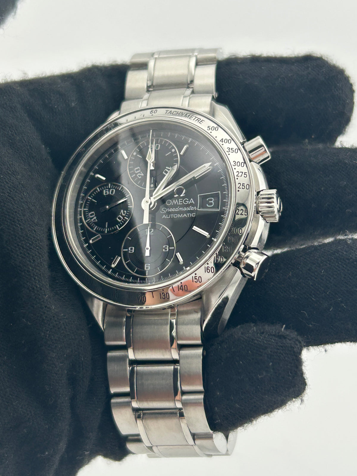 Omega Speedmaster Black Dial on Stainless Steel Bracelet Ref. 3513.50.00 — view 3