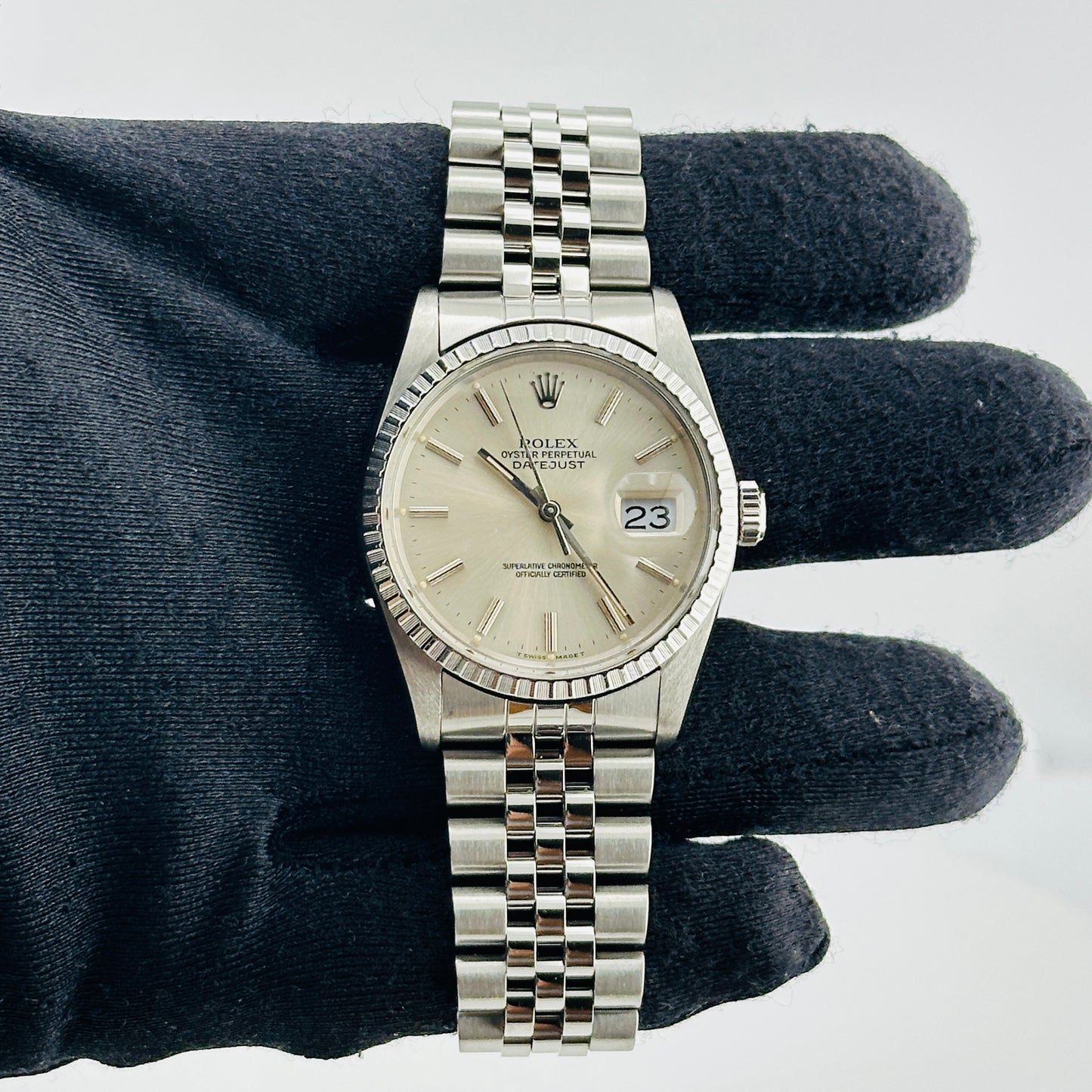 Rolex Datejust Silver Stick Dial on D Link Jubilee Bracelet Ref. 16220 1988 — view 2