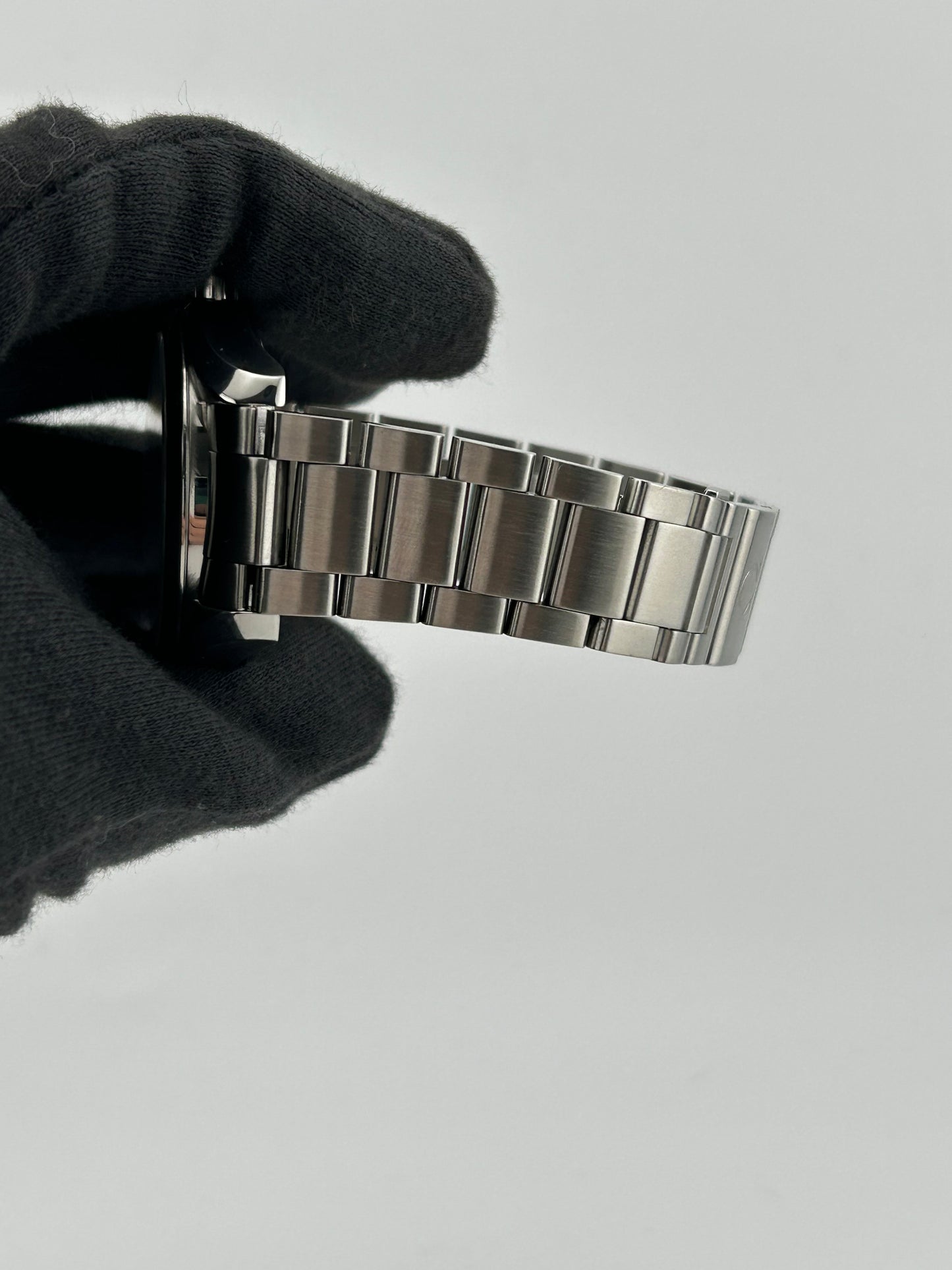 Omega Seamaster Aqua Terra 150m Silver Dial on Stainless Steel Bracelet Ref. 231.10.39.60.02.001 Card 2018 — view 4