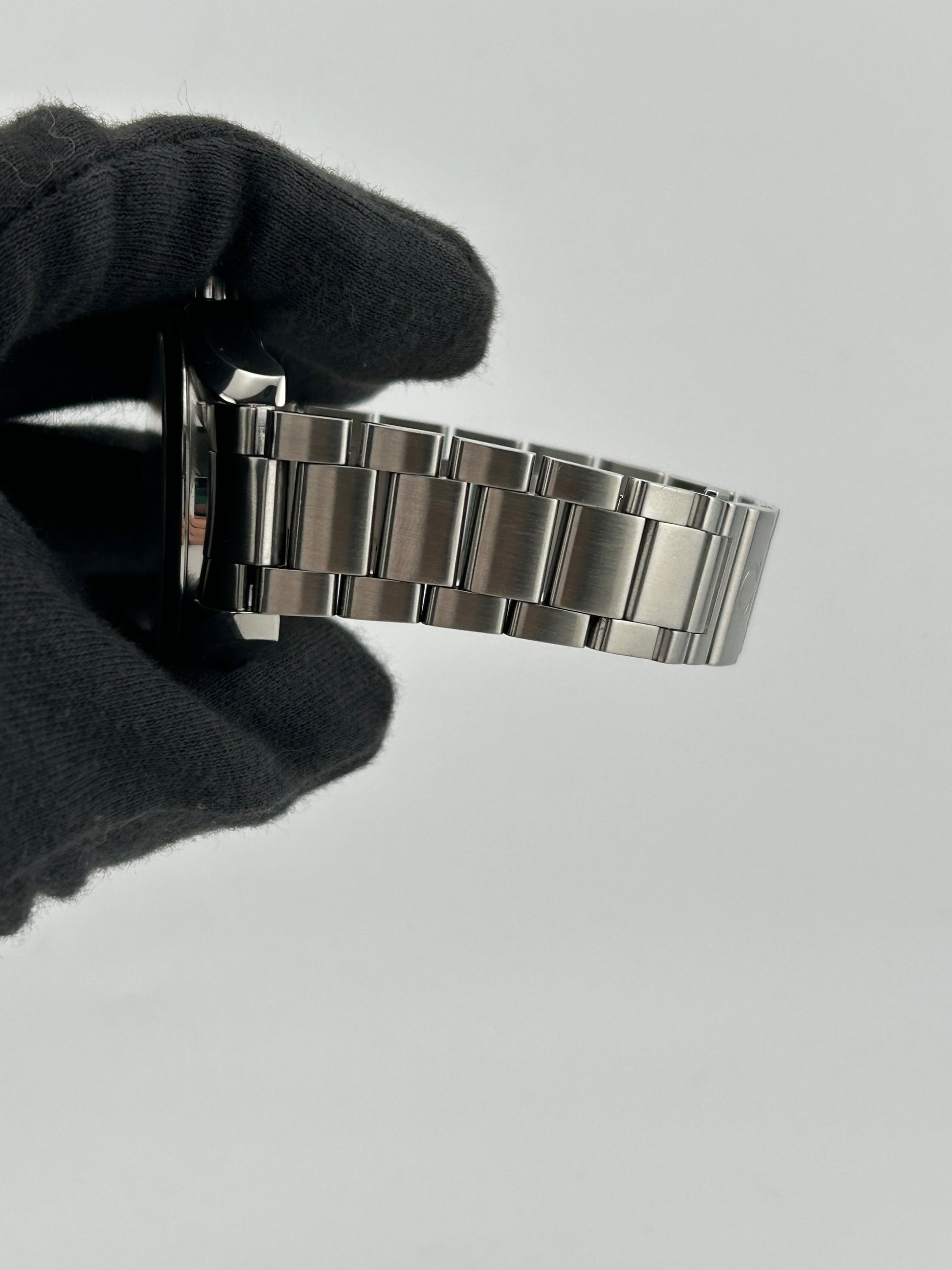 Omega Seamaster Aqua Terra 150m Silver Dial on Stainless Steel Bracelet Ref. 231.10.39.60.02.001 Card 2018 — view 4