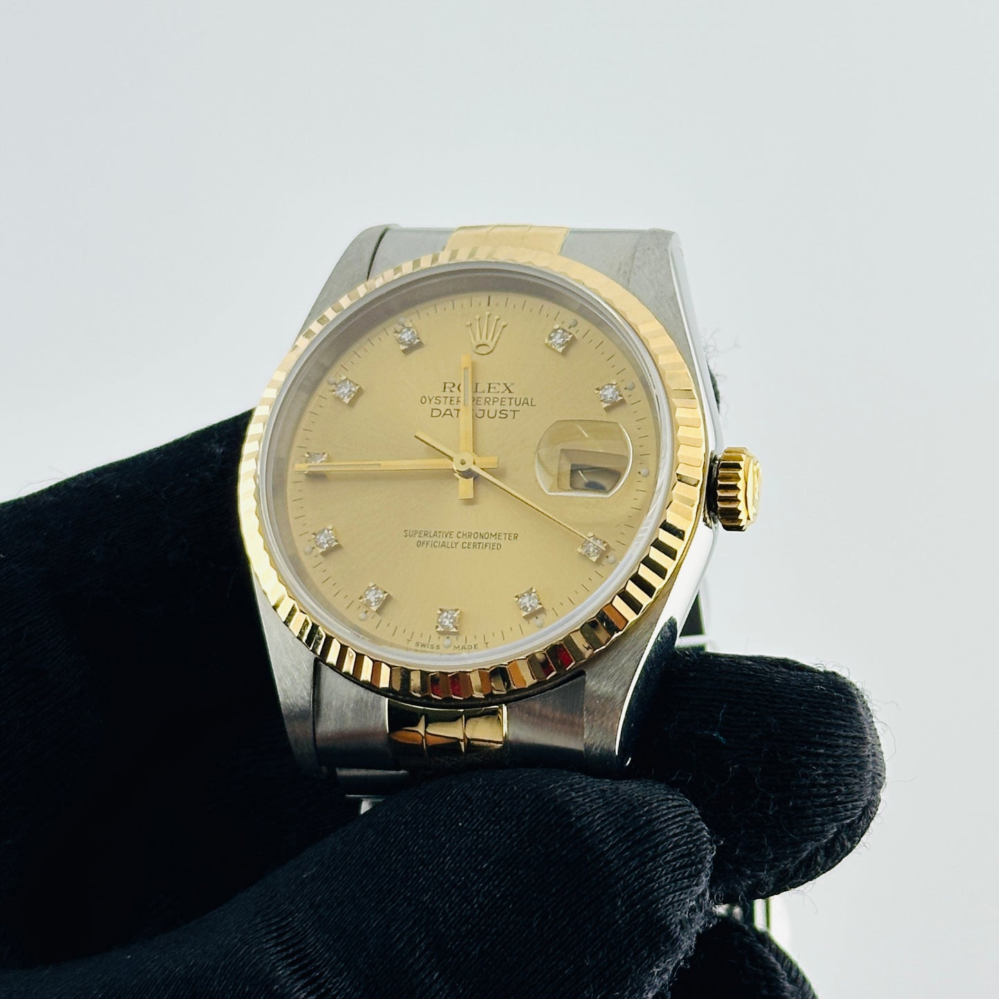 Rolex Datejust Champagne Diamond Dial on D Link Jubilee Ref. 16233 Papers 1993 — view 3