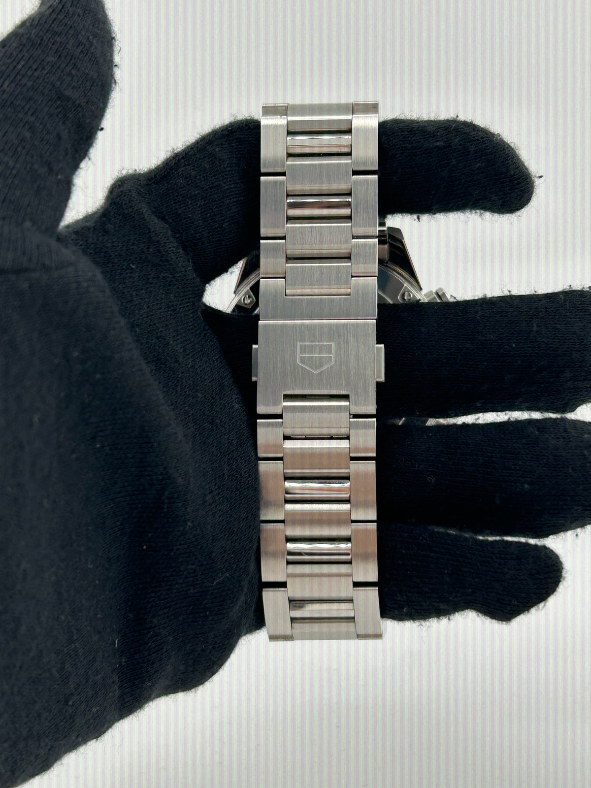 Tag Heuer Carrera Black Dial on Stainless Steel Bracelet Ref. CBG2A10 — view 4