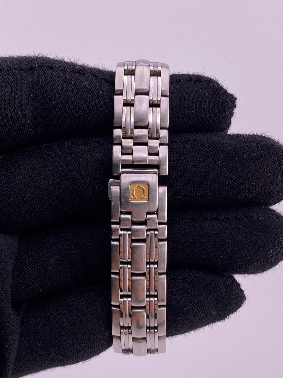 Omega Seamaster 120m Silver Dial on Stainless Steel Bracelet Ref. 2571.31 — view 4