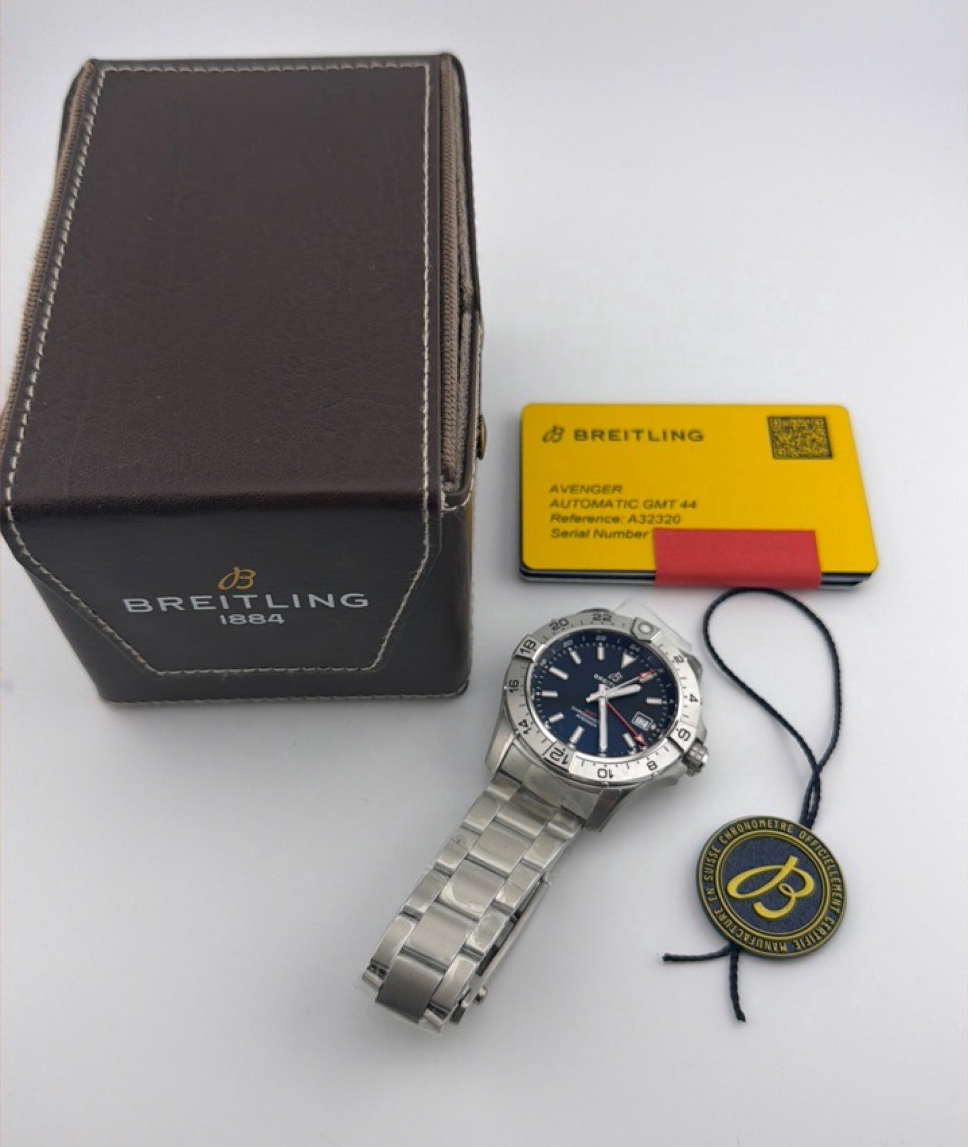 Breitling Avenger Automatic GMT Black Dial on Bracelet Ref. A32320101B1A1 Card 2026 — view 6