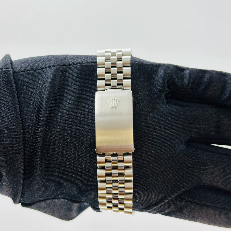 Rolex Datejust Salmon Roman Dial on Jubilee Ref 16220