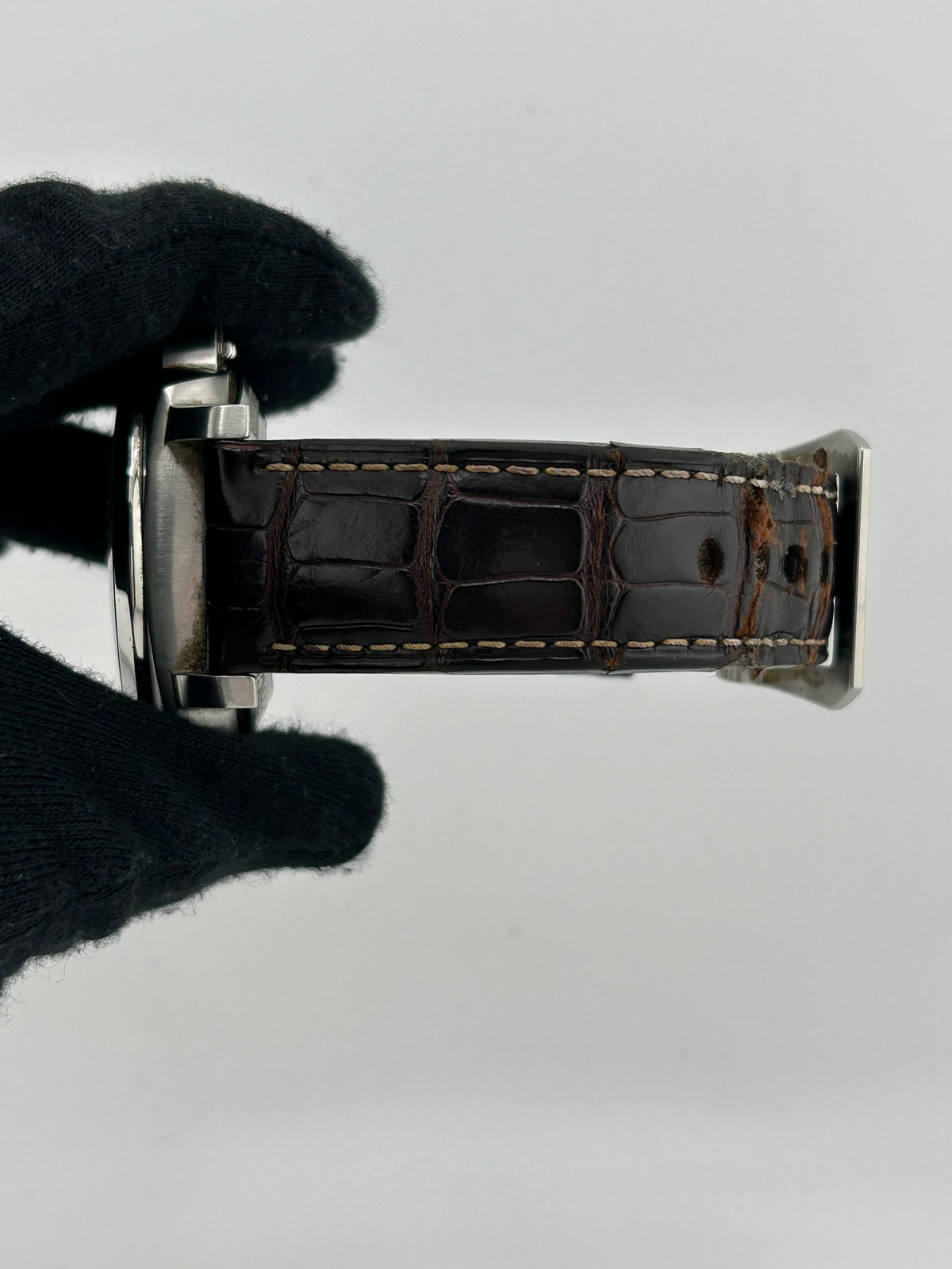 Panerai Luminor GMT Black Dial on Leather Ref. PAM00321 Complete 2015 — view 5