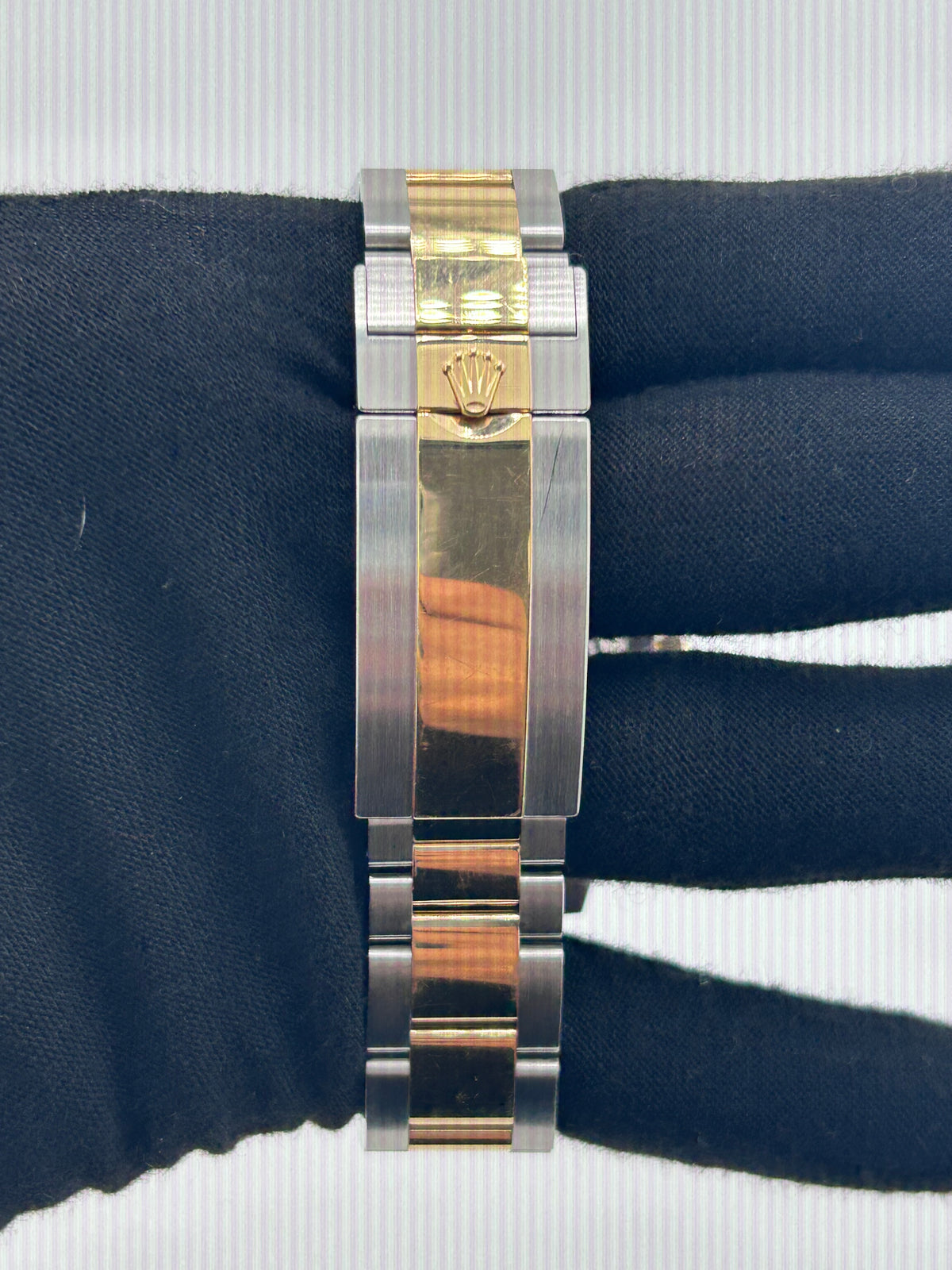 Rolex Submariner Blue Dial on Oyster Ref. 126613LB Card 2024 — view 4