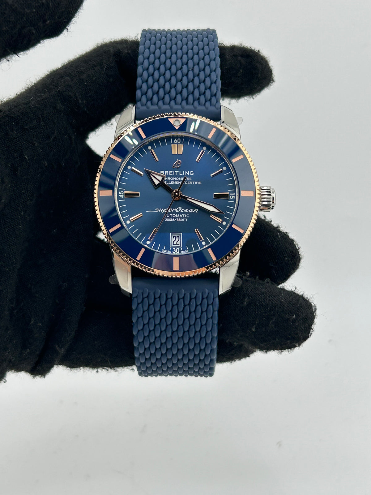 Breitling Superocean H√©ritage II B20 Automatic Blue Dial on Rubber Strap Ref. UB2010161C1S1 Complete 2026 — view 2