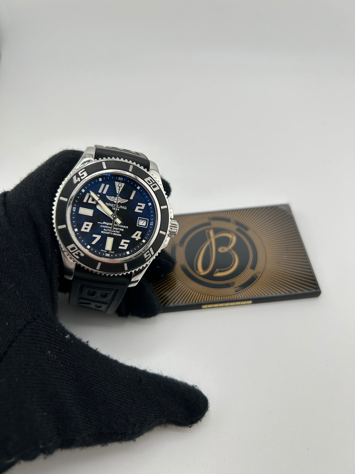 Breitling Superocean Black Dial on Black Rubber Band Ref. A17364 Complete 2013 — view 6