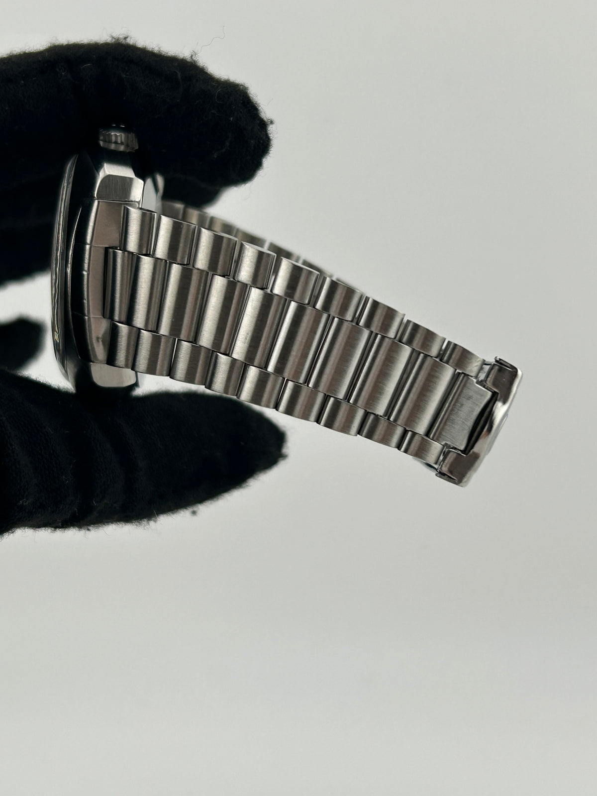 Omega Seamaster Memomatic Grey Dial on Stainless Steel Bracelet Ref. 166.072 — view 5