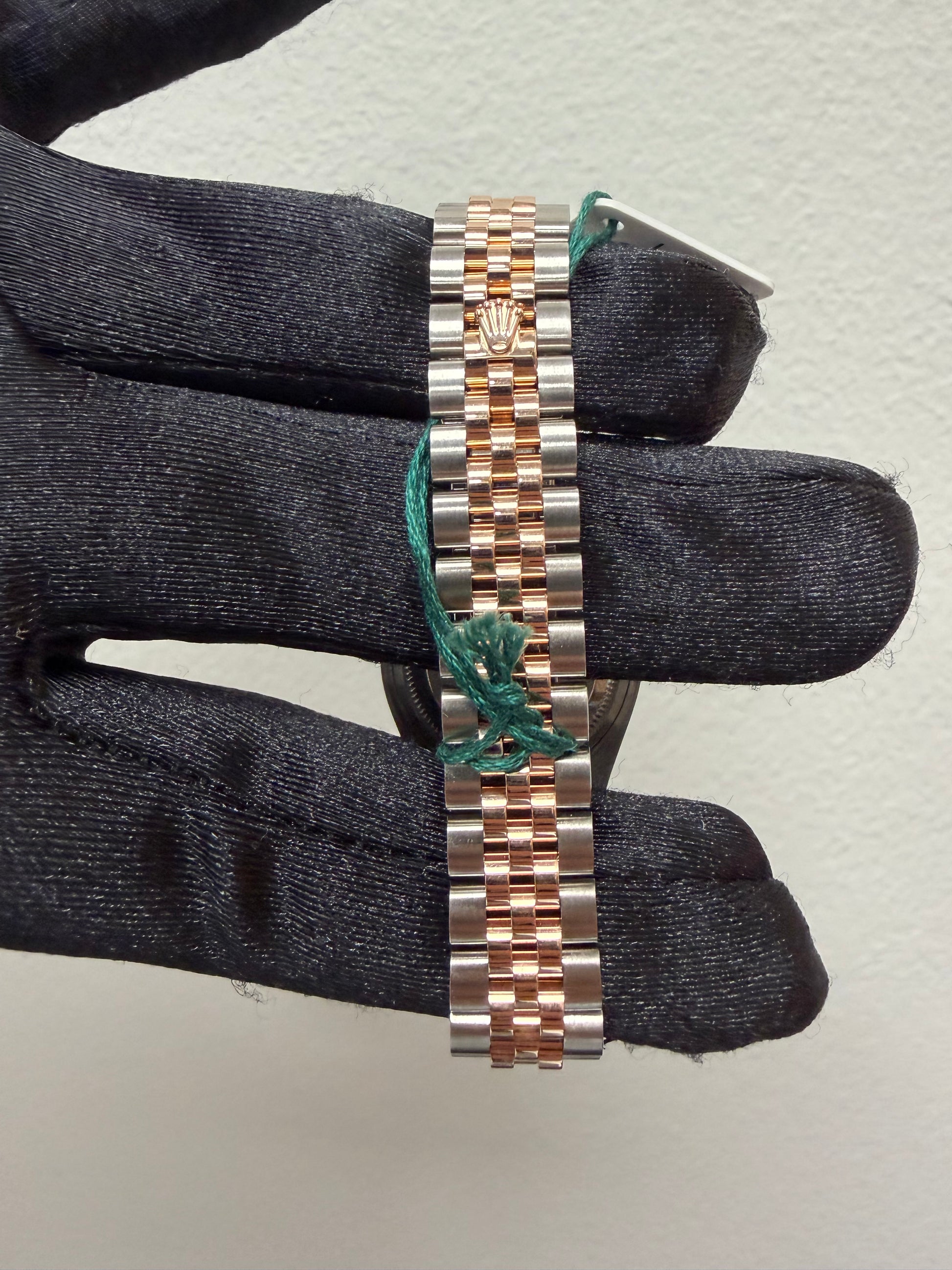 Rolex Datejust Lady Aubergine Diamond Dial on Jubilee Ref. 279171 Card 2017 — view 3