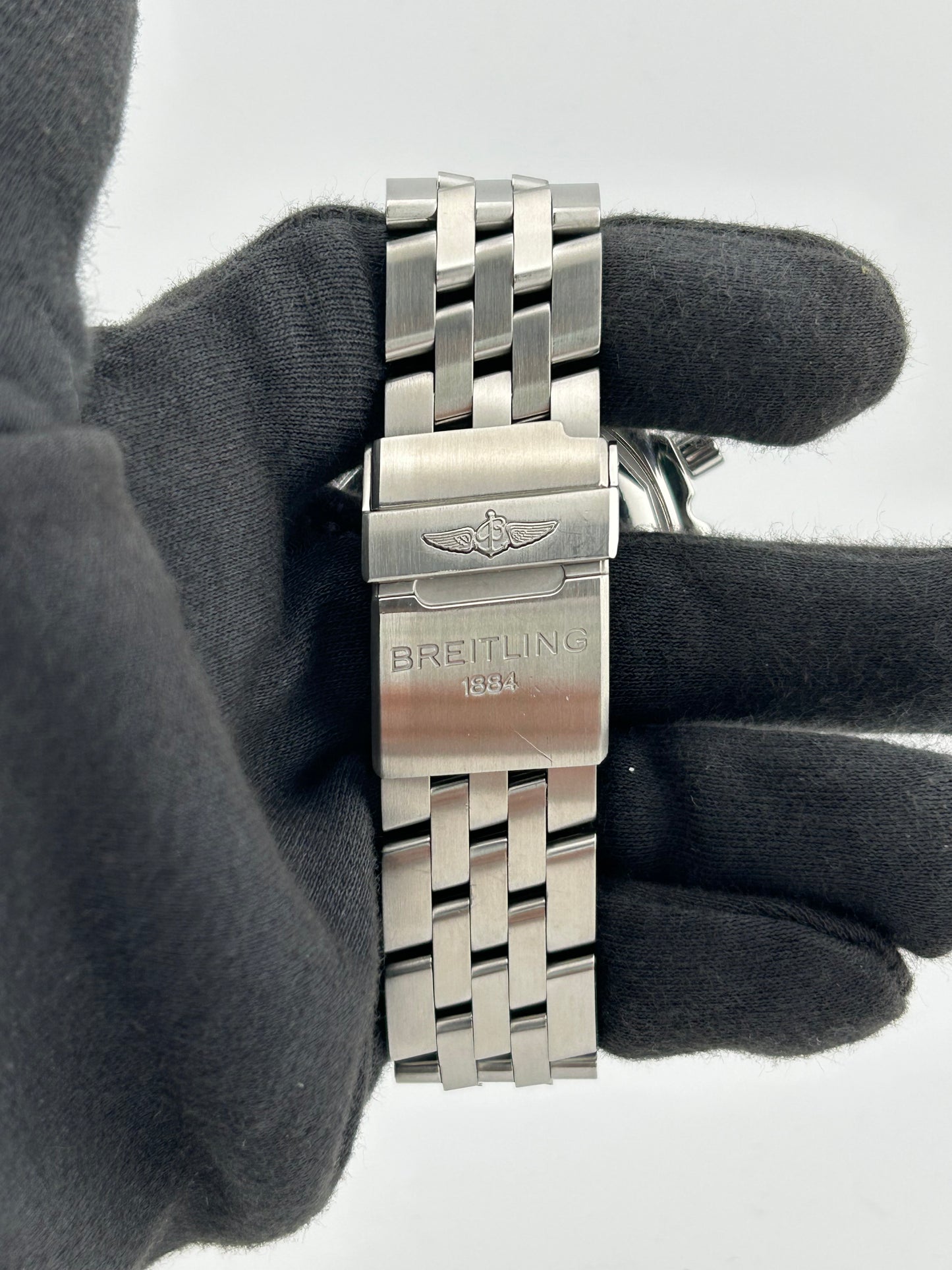 Breitling Chronomat Blackbird Black Dial on Stainless Steel Bracelet Ref. A44360/A440B71PA Papers 2012 — view 3