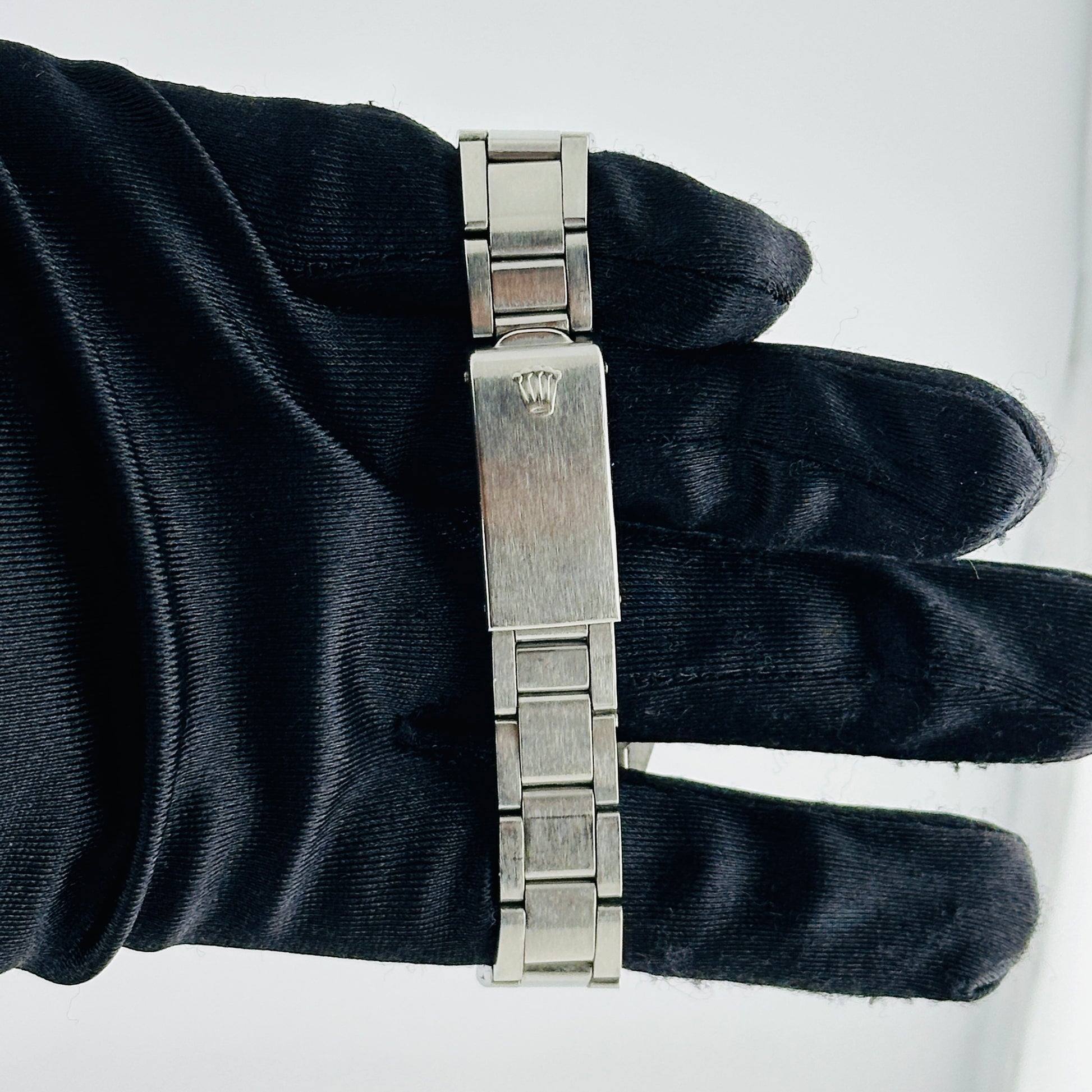 Rolex Oyster Precision White Stick Dial on Oyster Folded Bracelet Ref. 6426 1970 — view 3