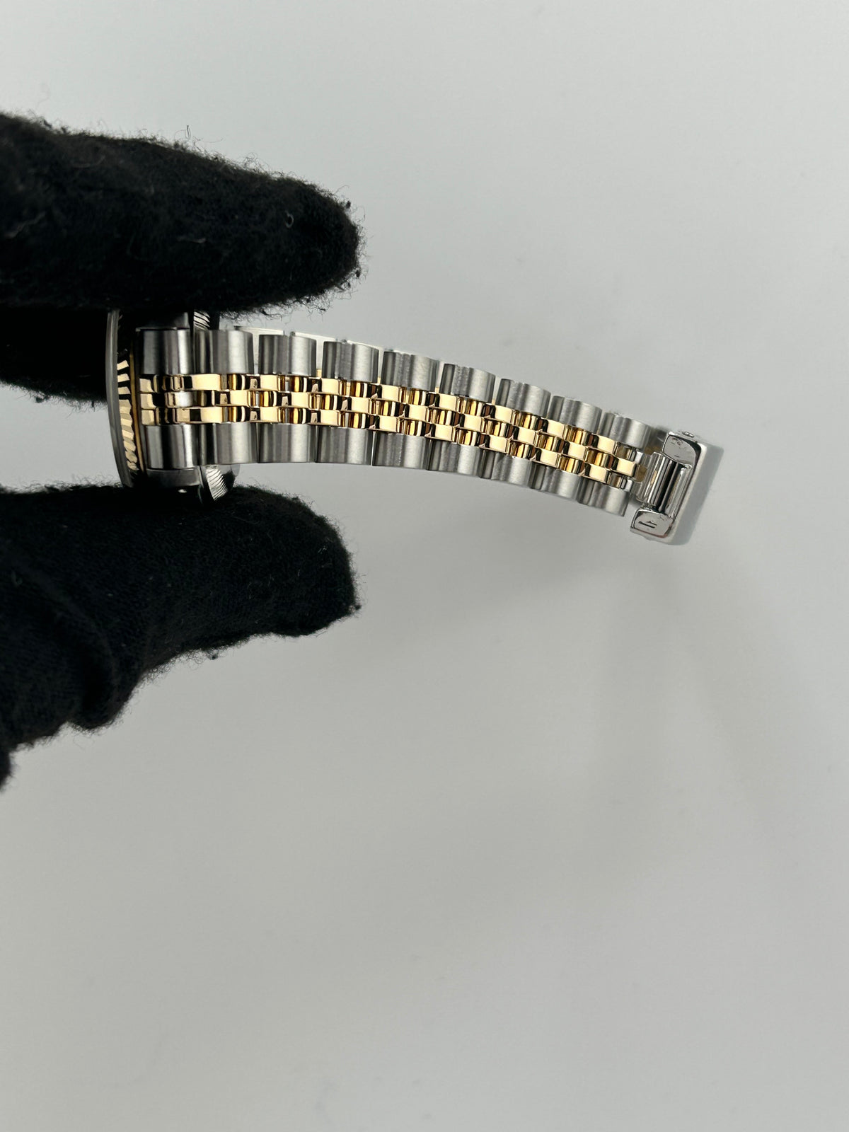Rolex Datejust Lady Champagne Stick Dial on 2 Tone Jubilee D Link Bracelet Ref. 69173 1986 — view 4
