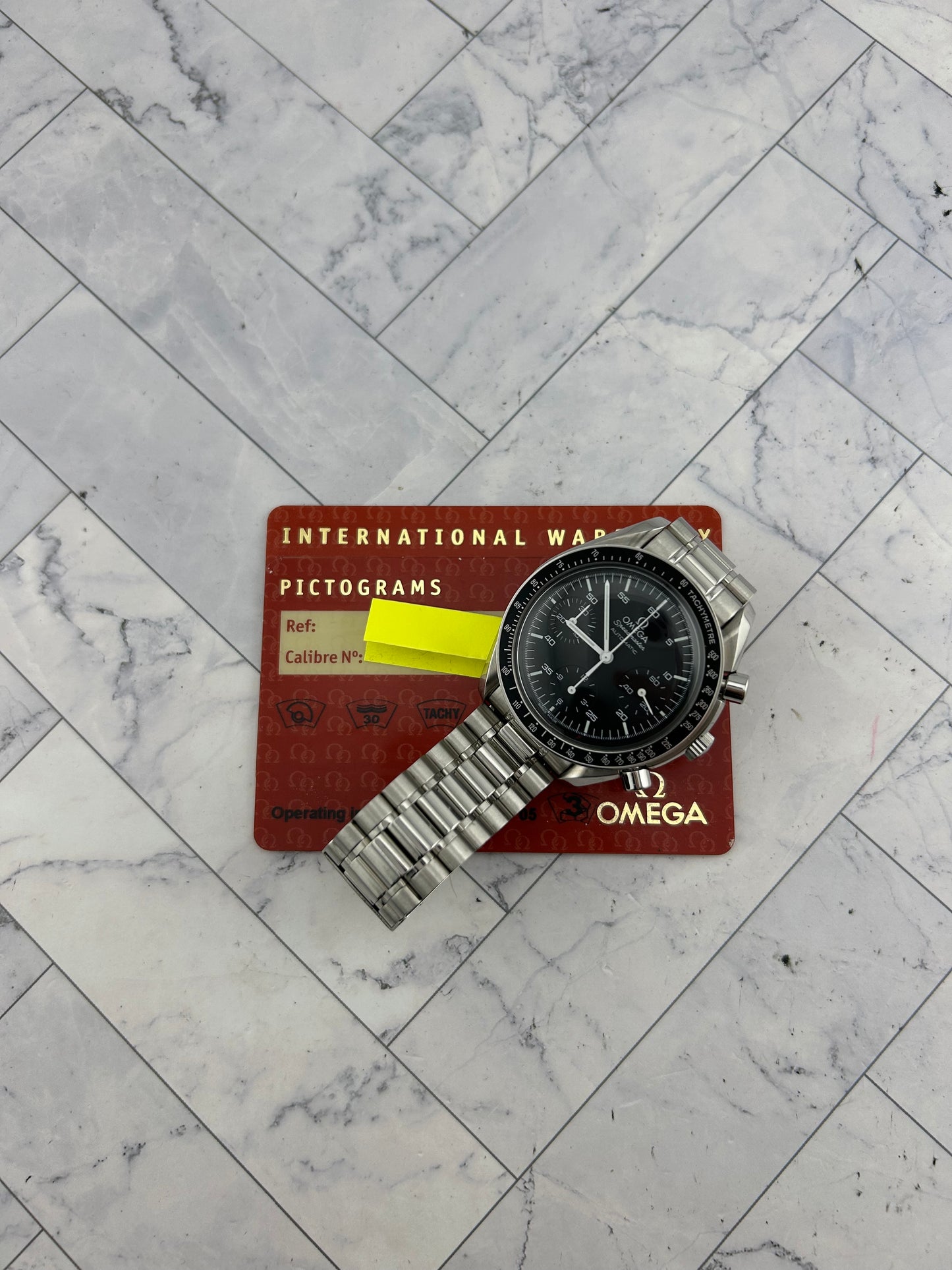 Omega Speedmaster Reduced Black Dial on Stainless Steel Bracelet Ref. 3510.50.00 Card — view 7