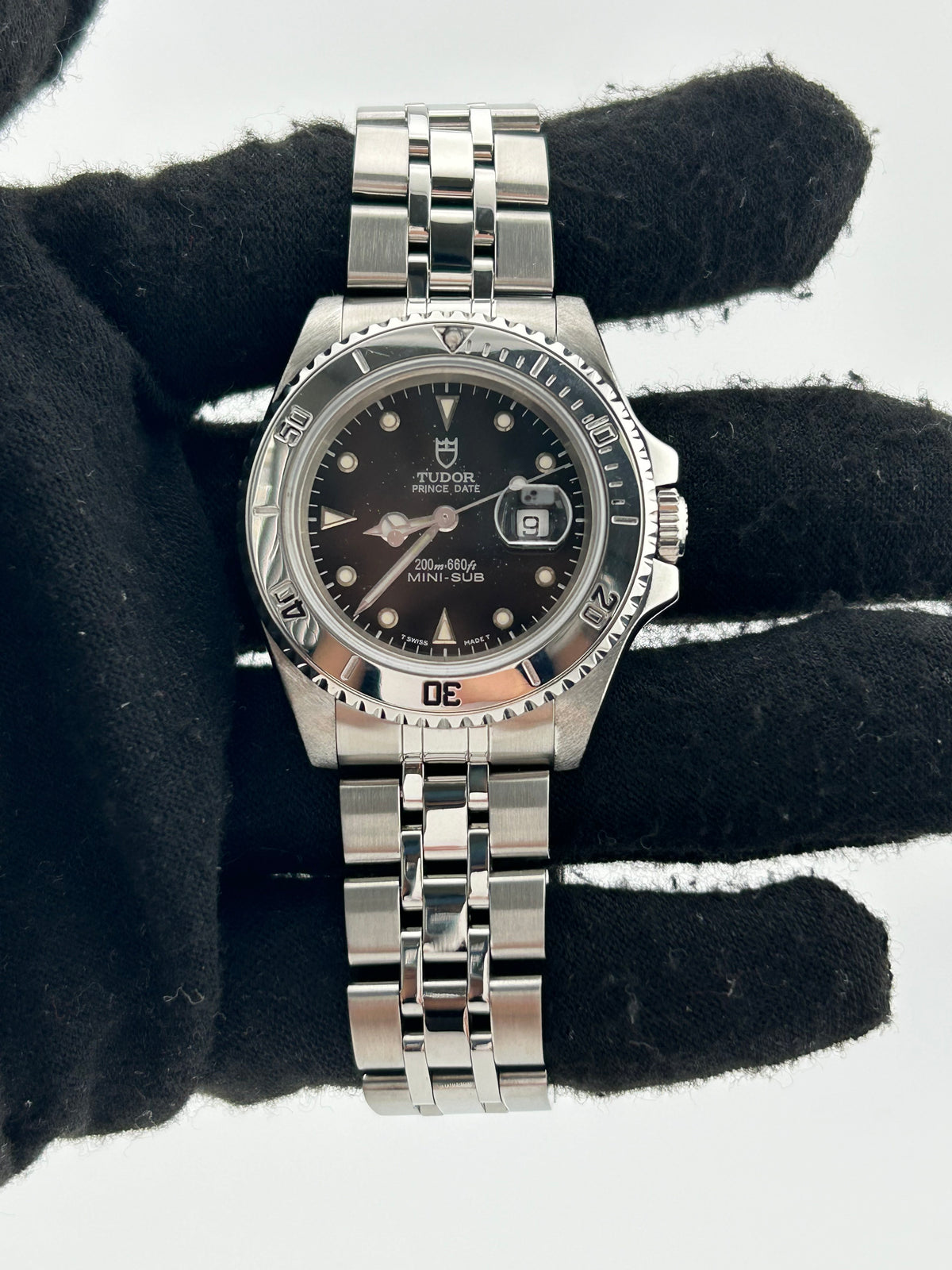 Tudor Prince Date Mini-Sub Black Dial on Stainless Steel Bracelet Ref. 73190 — view 2